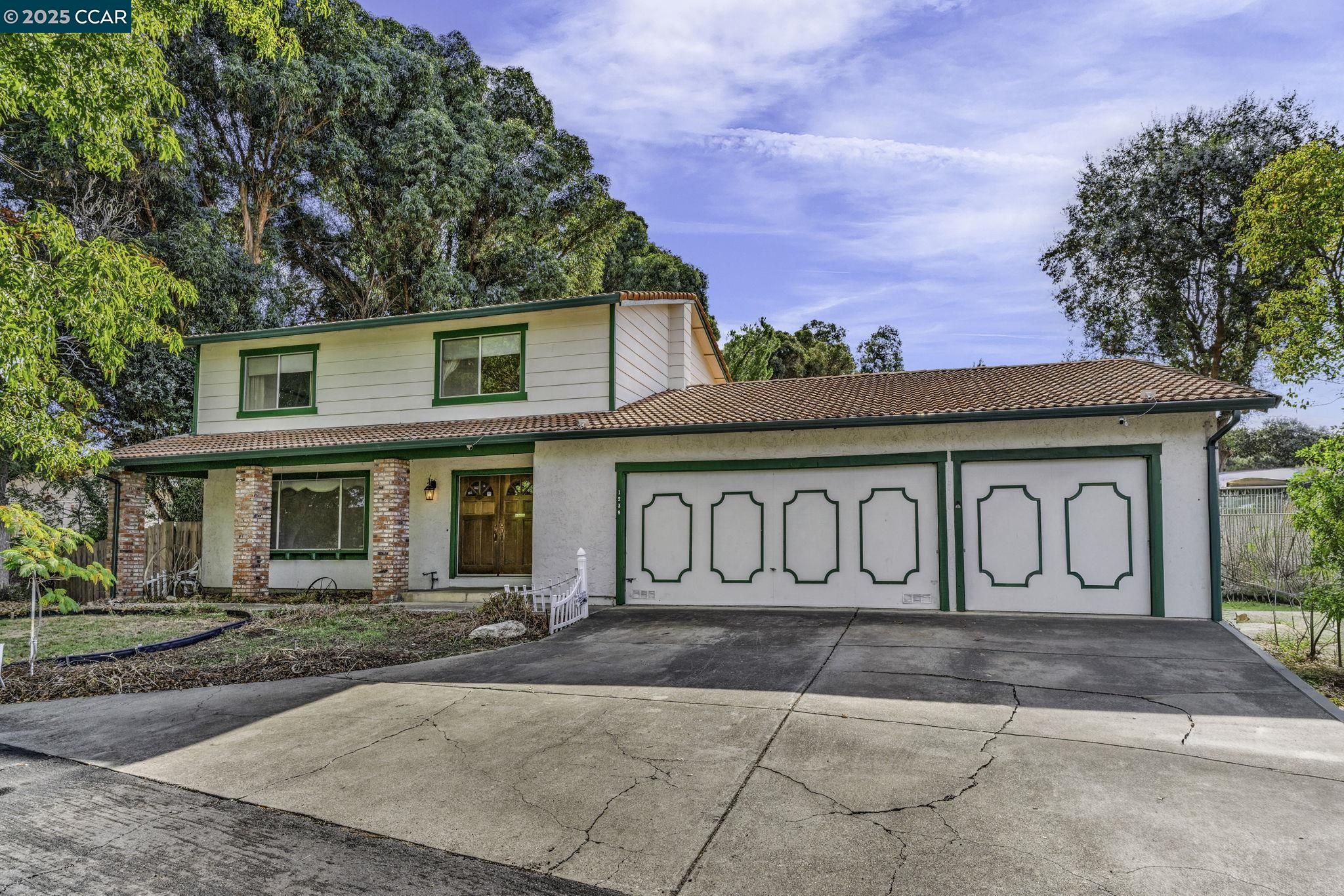 Front Image Thumbnail for CC41116591