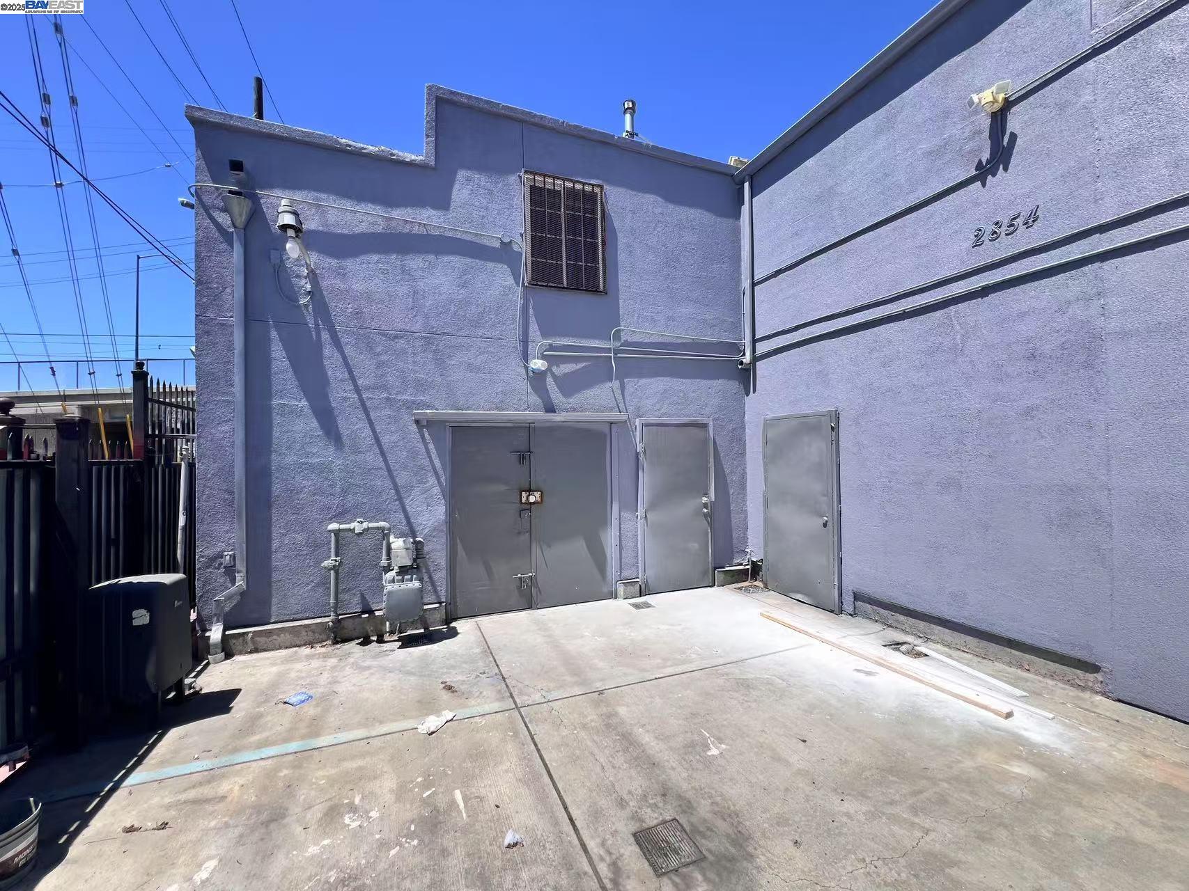 Detail Gallery Image 3 of 3 For , Oakland,  CA 94601 - – Beds | – Baths