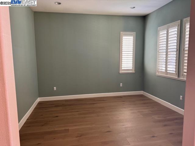 Detail Gallery Image 3 of 25 For 5007 Volterra Ct, Dublin,  CA 94568 - 5 Beds | 4/1 Baths