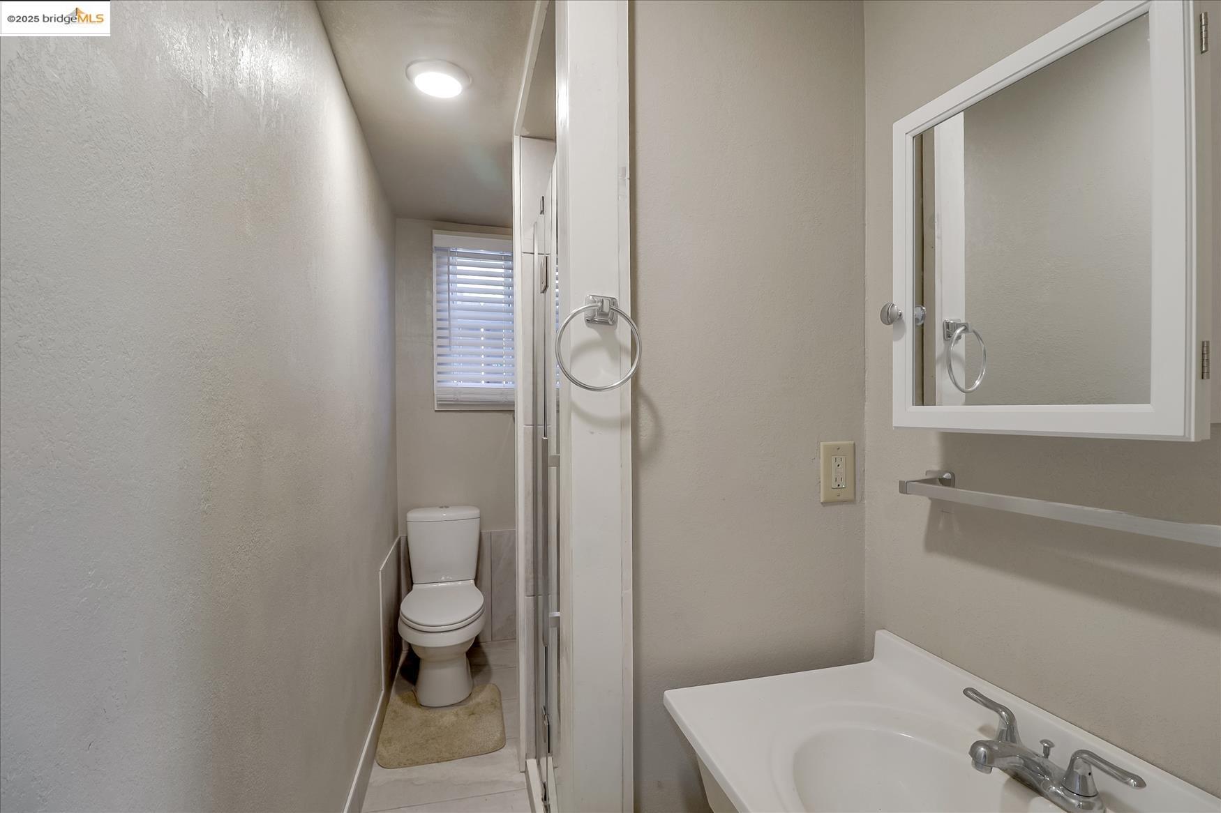 Detail Gallery Image 29 of 32 For 1507 48th Ave, Oakland,  CA 94601 - – Beds | – Baths