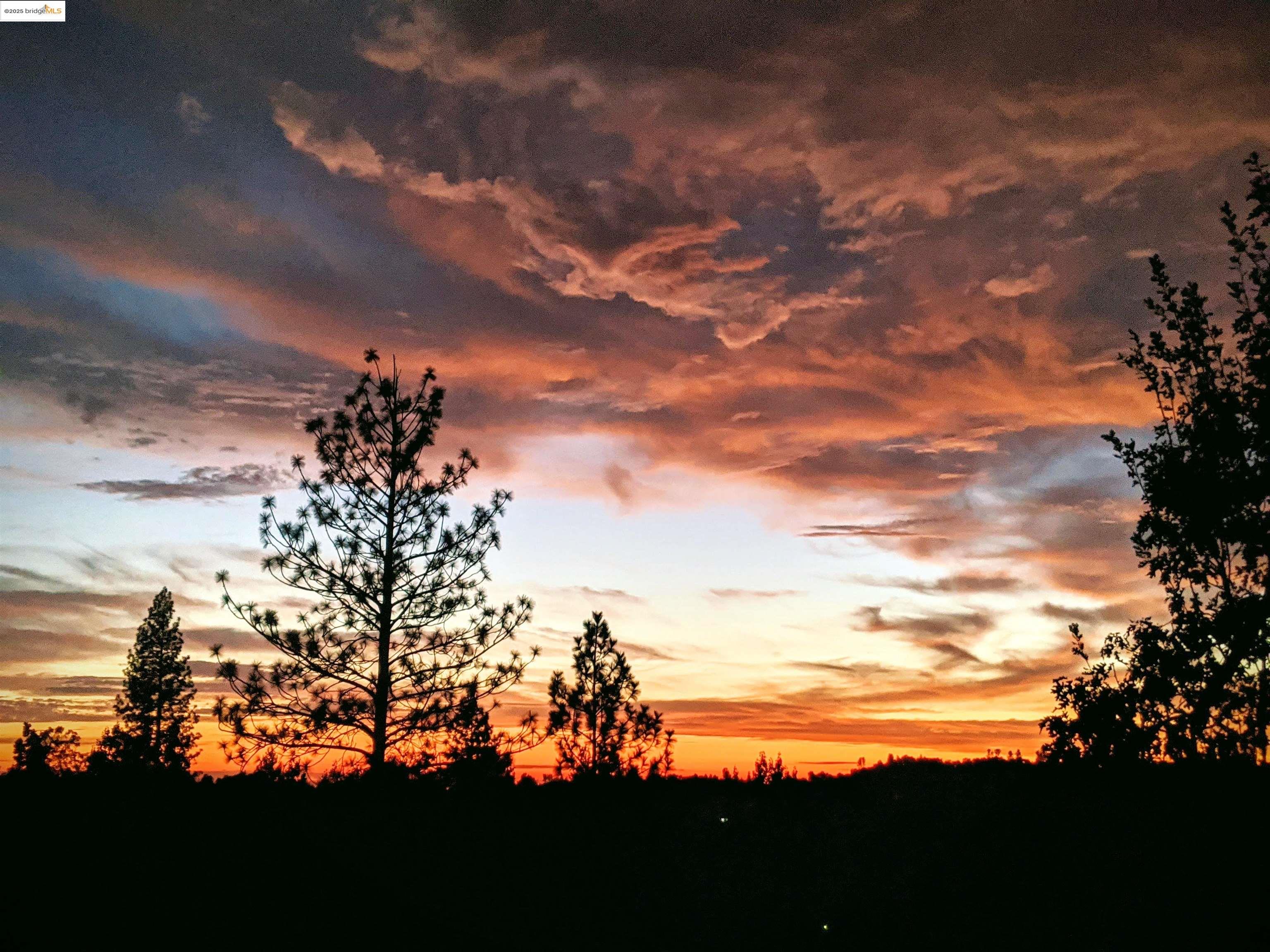 Detail Gallery Image 34 of 35 For 20553 Ponderosa Way, Tuolumne,  CA 95379 - 3 Beds | 2 Baths