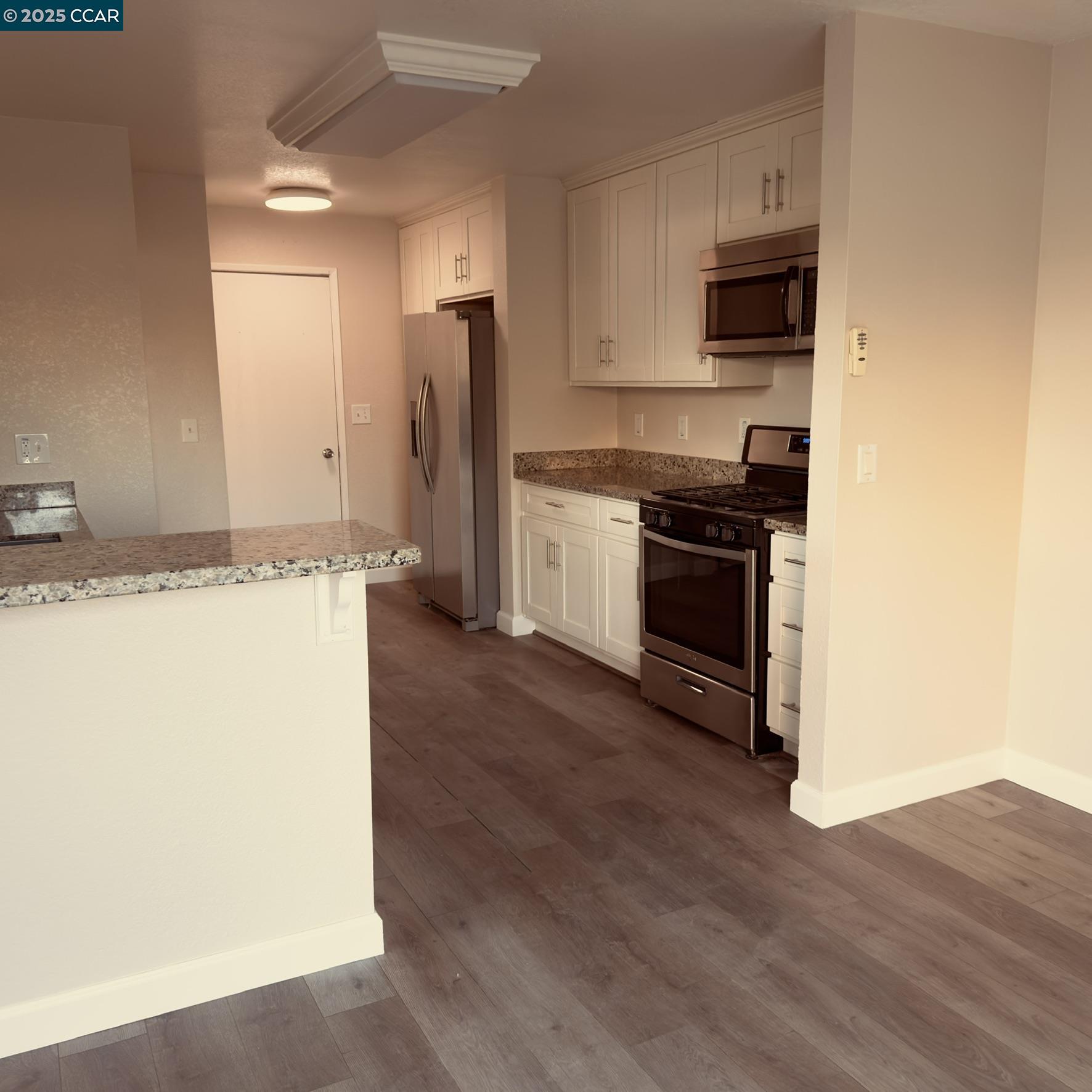 Detail Gallery Image 7 of 22 For 202 Almondtree Lane, Oakley,  CA 94561 - 2 Beds | 2/1 Baths