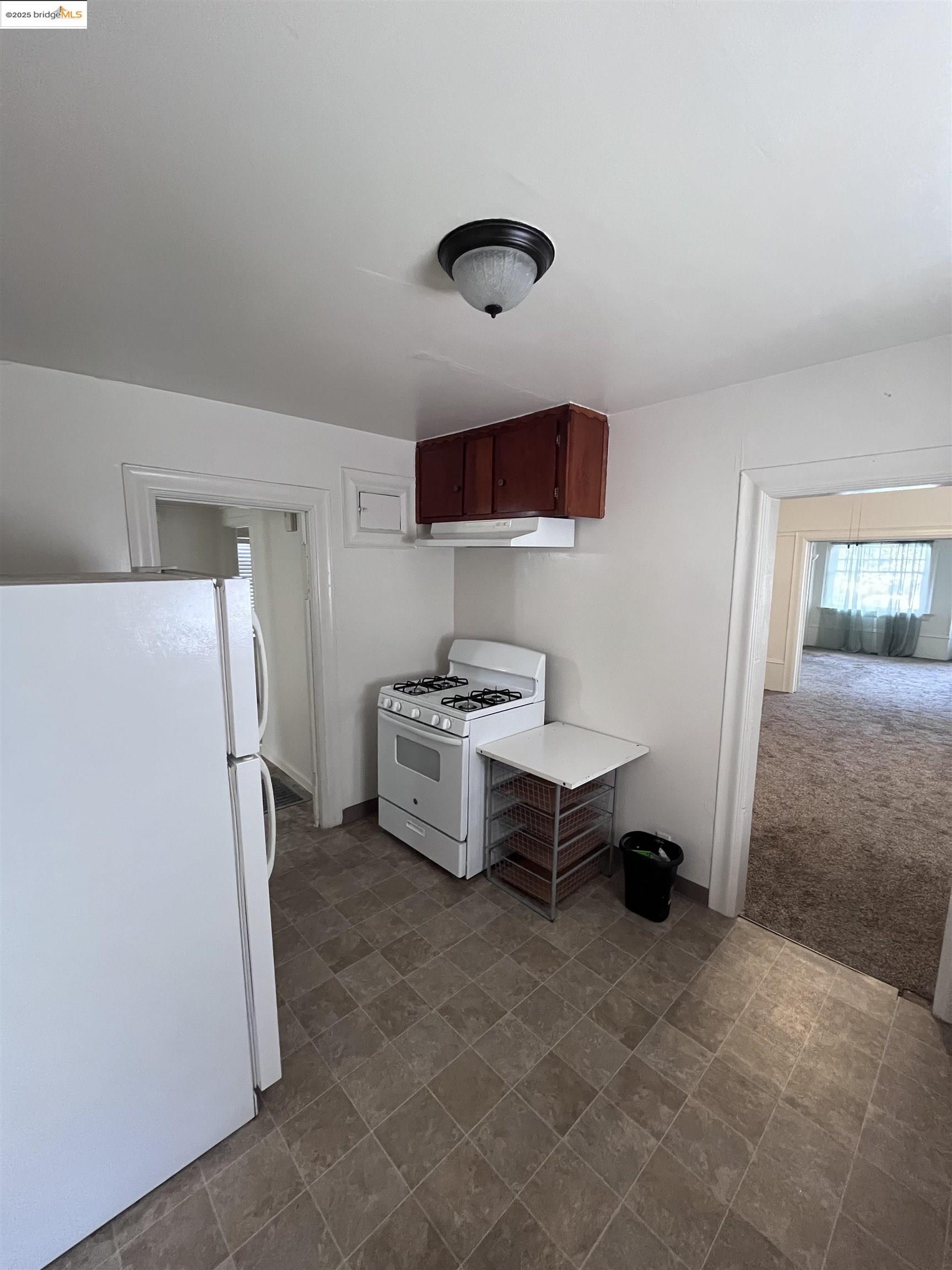 Detail Gallery Image 10 of 23 For 699 33rd St, Oakland,  CA 94609 - – Beds | – Baths