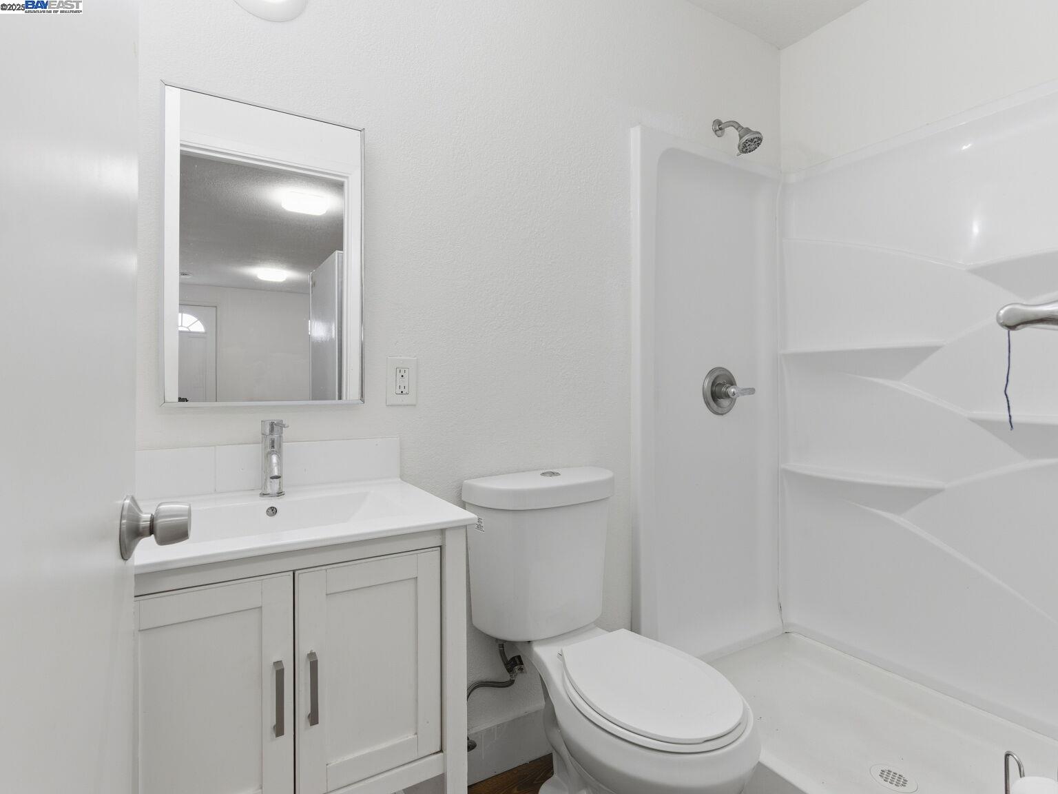 Detail Gallery Image 25 of 41 For 261 S 13th St, Richmond,  CA 94804 - – Beds | – Baths