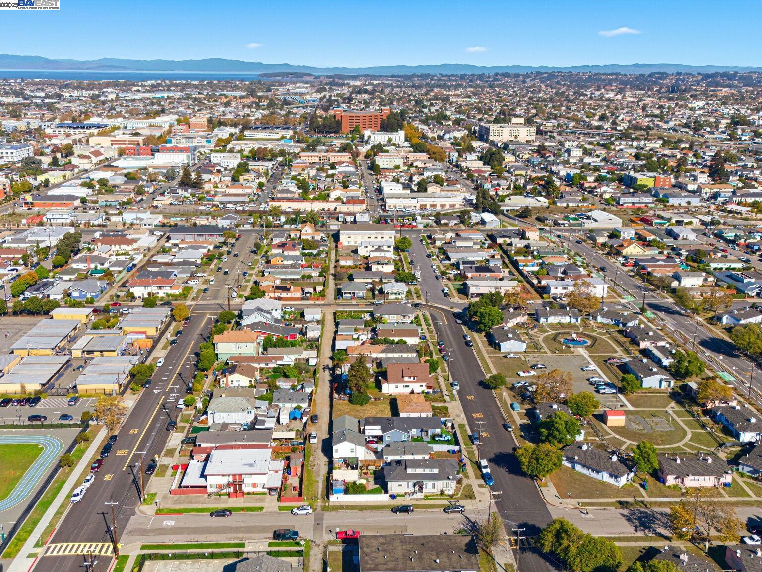 Detail Gallery Image 34 of 41 For 261 S 13th St, Richmond,  CA 94804 - – Beds | – Baths
