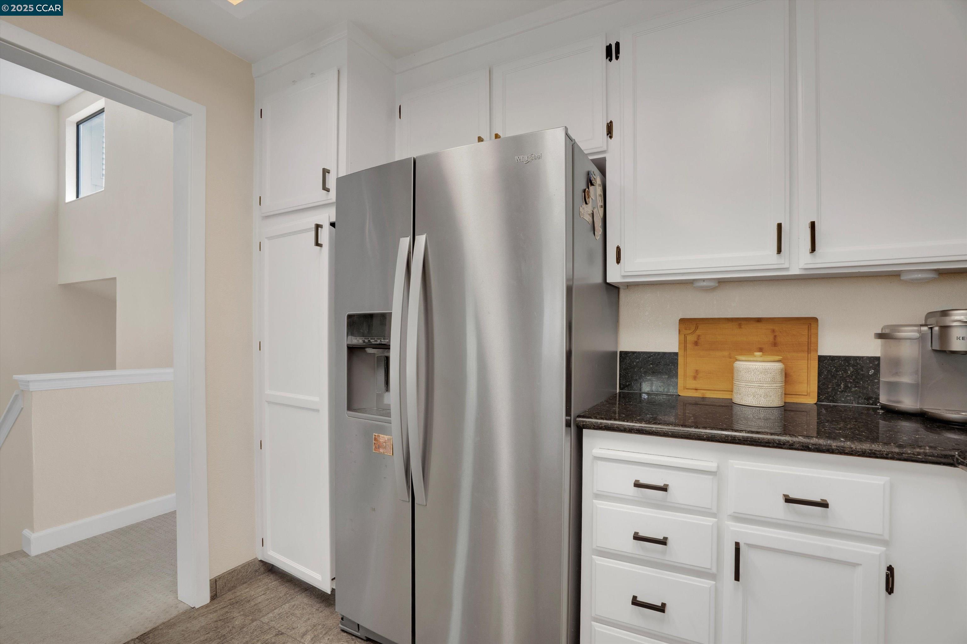 Detail Gallery Image 16 of 30 For 242 via El Dorado Ln, Martinez,  CA 94553 - 3 Beds | 2 Baths