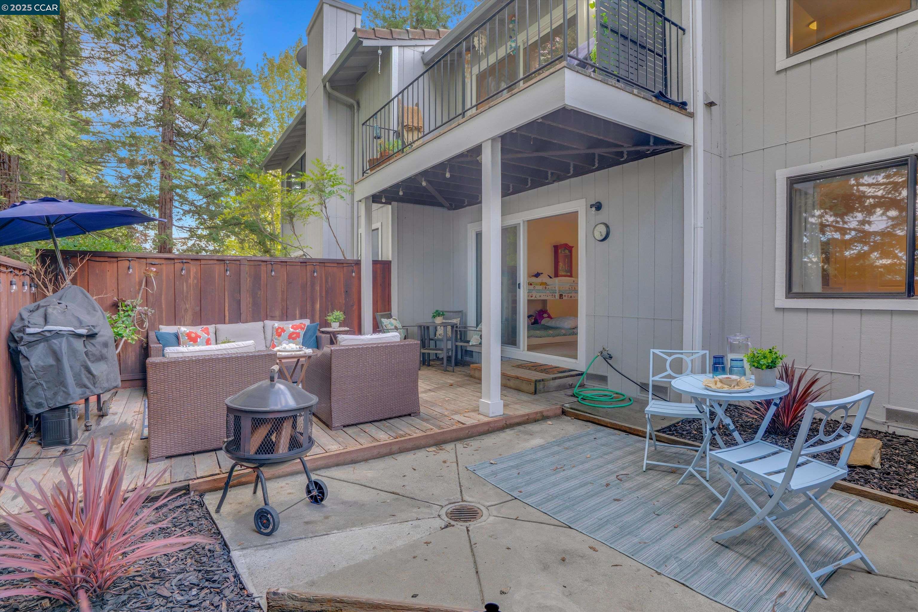 Detail Gallery Image 27 of 30 For 242 via El Dorado Ln, Martinez,  CA 94553 - 3 Beds | 2 Baths