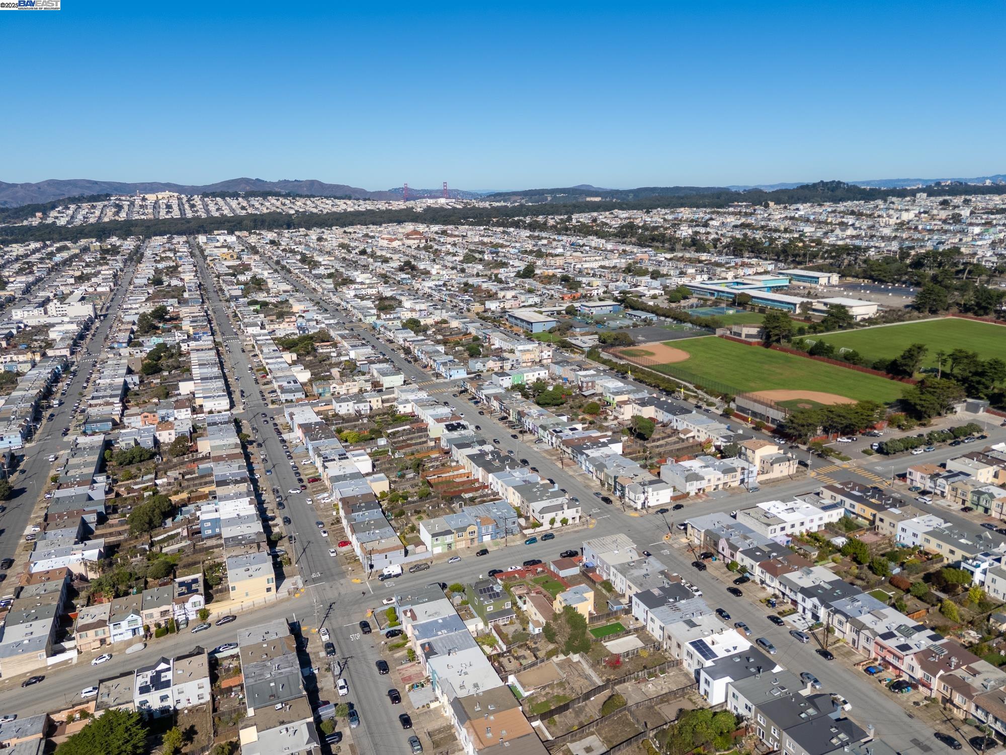 Detail Gallery Image 33 of 33 For 3327 Quintara St, San Francisco,  CA 94116 - – Beds | – Baths