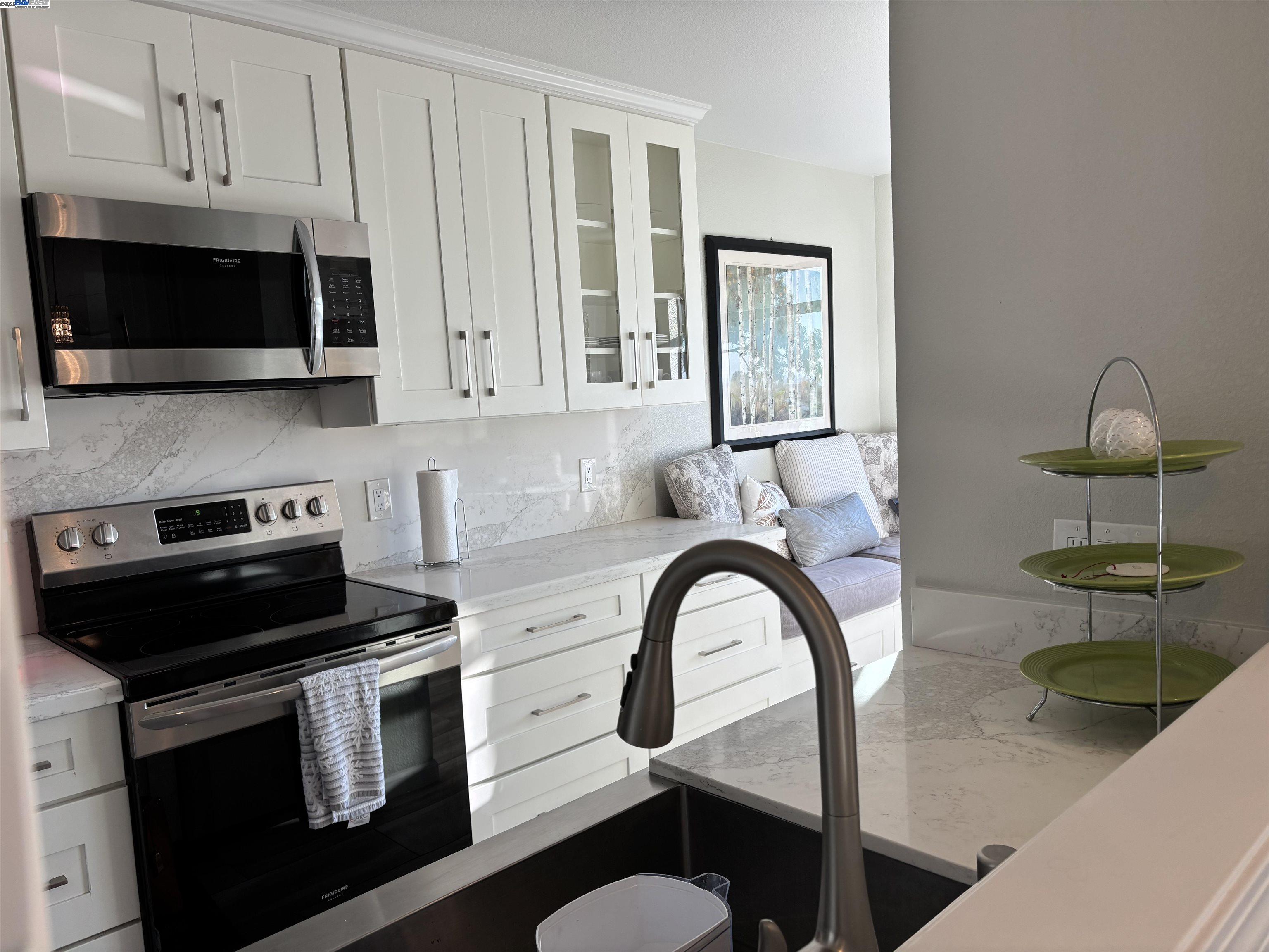 Detail Gallery Image 13 of 35 For 21109 Gary Dr #206,  Hayward,  CA 94546 - 1 Beds | 1 Baths