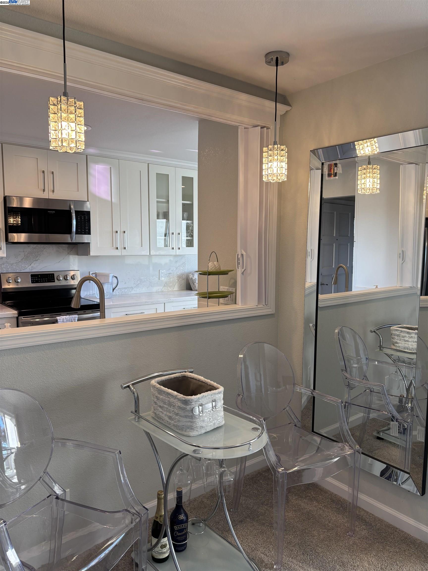 Detail Gallery Image 14 of 35 For 21109 Gary Dr #206,  Hayward,  CA 94546 - 1 Beds | 1 Baths