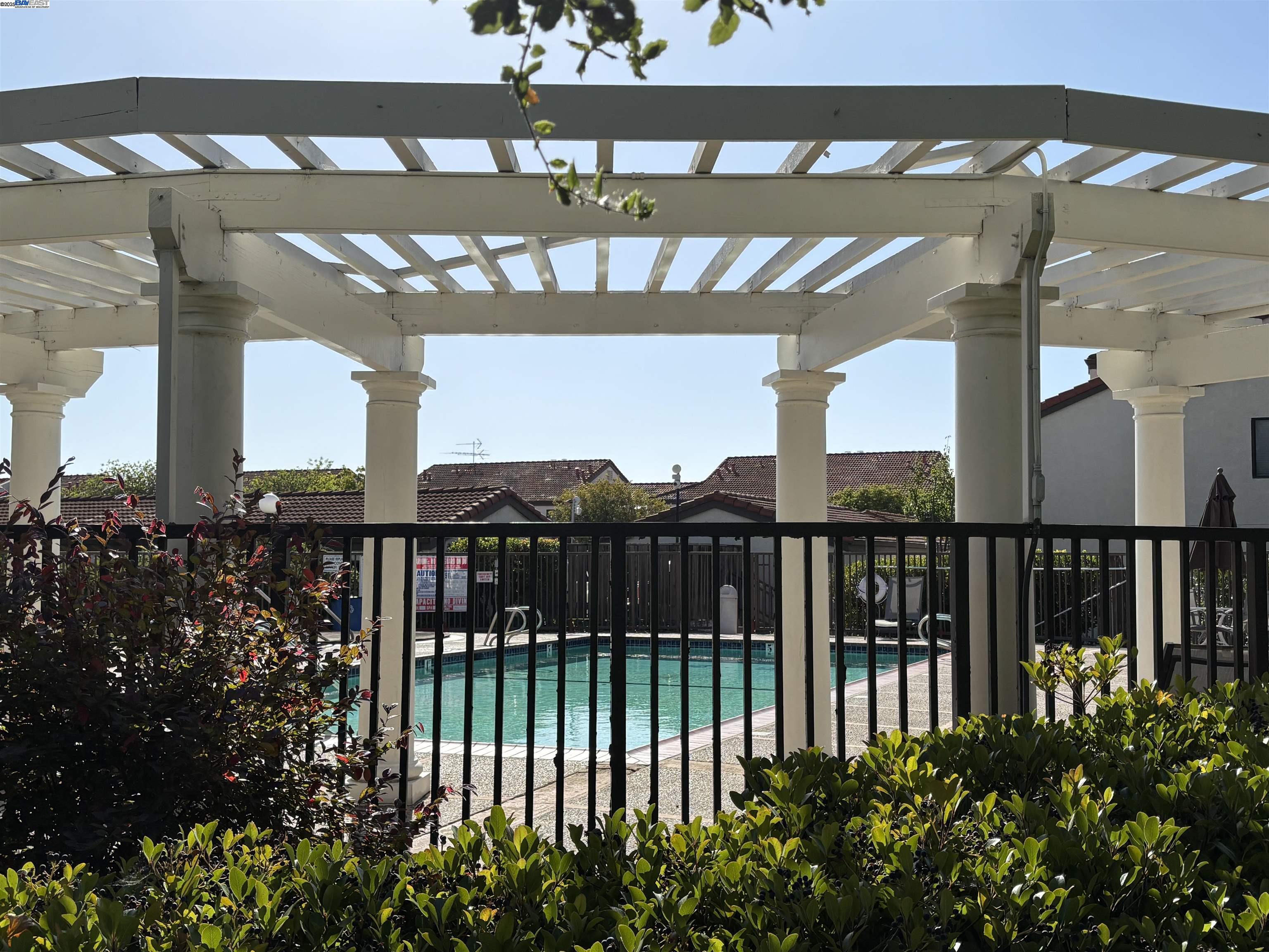 Detail Gallery Image 34 of 35 For 21109 Gary Dr #206,  Hayward,  CA 94546 - 1 Beds | 1 Baths