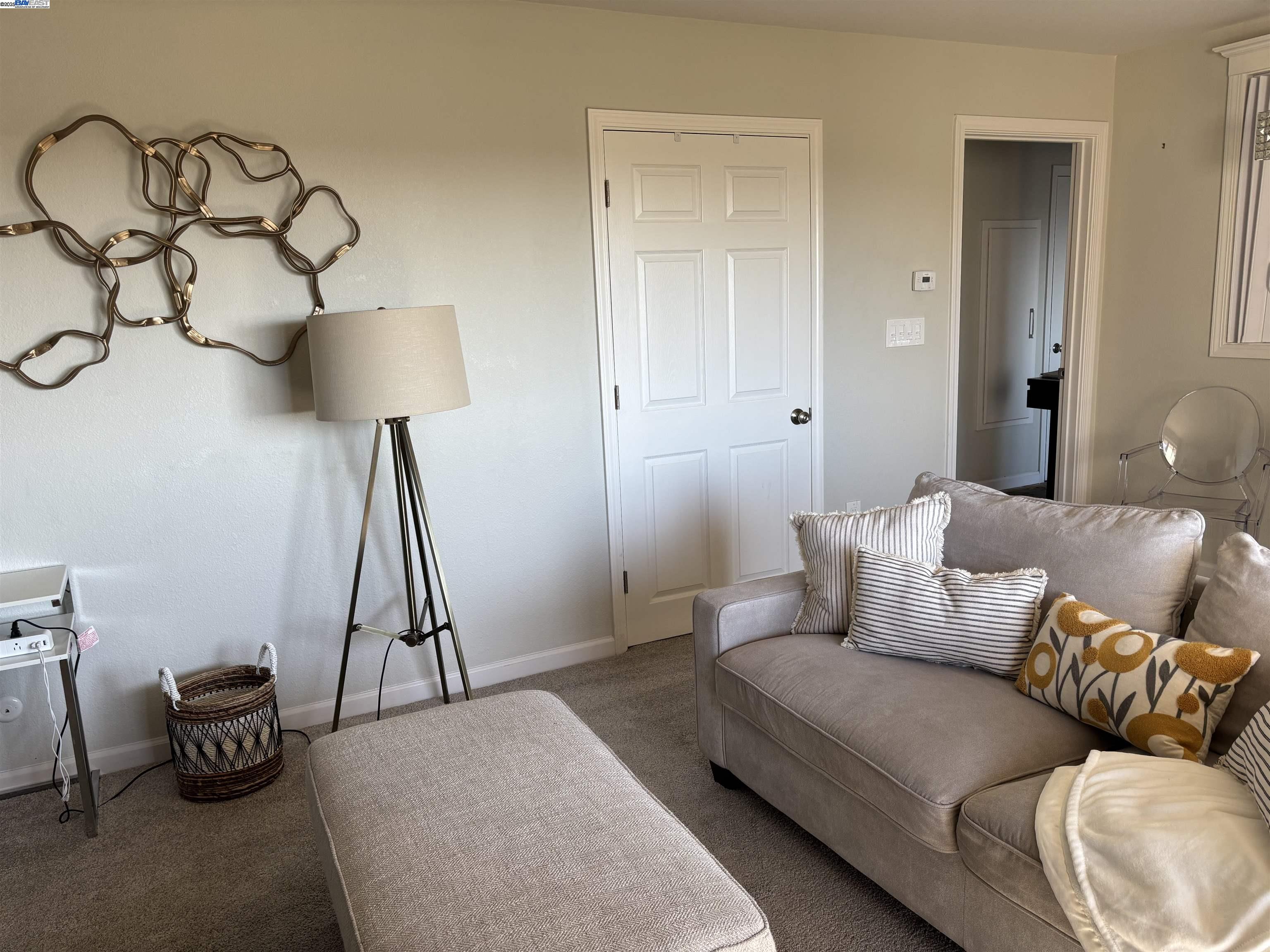 Detail Gallery Image 7 of 35 For 21109 Gary Dr #206,  Hayward,  CA 94546 - 1 Beds | 1 Baths
