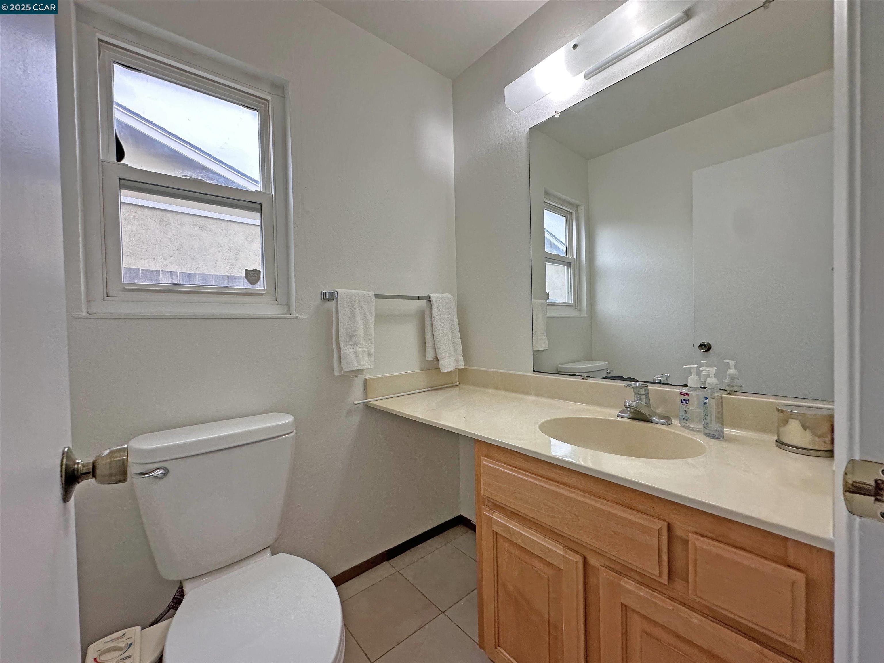 Detail Gallery Image 17 of 33 For 199 Starling Way, Hercules,  CA 94547 - 4 Beds | 2/1 Baths