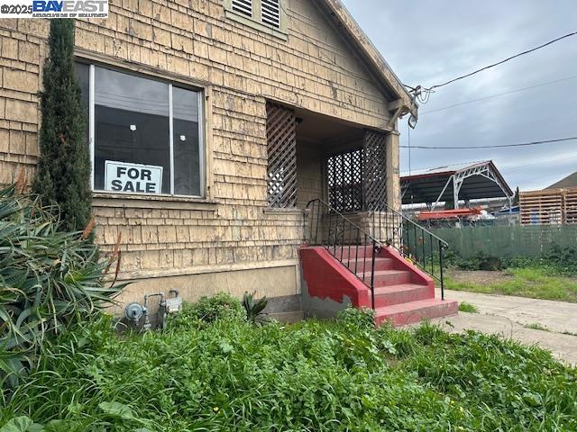 Detail Gallery Image 16 of 32 For 1024 50th Ave, Oakland,  CA 94601 - 2 Beds | 1 Baths