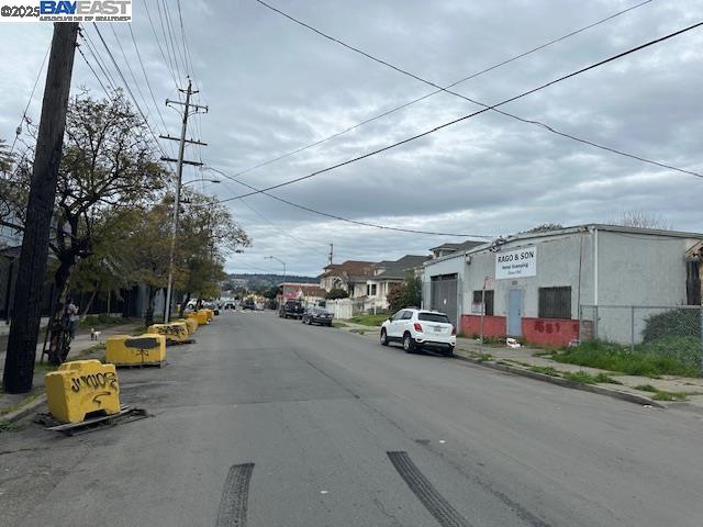 Detail Gallery Image 19 of 32 For 1024 50th Ave, Oakland,  CA 94601 - 2 Beds | 1 Baths