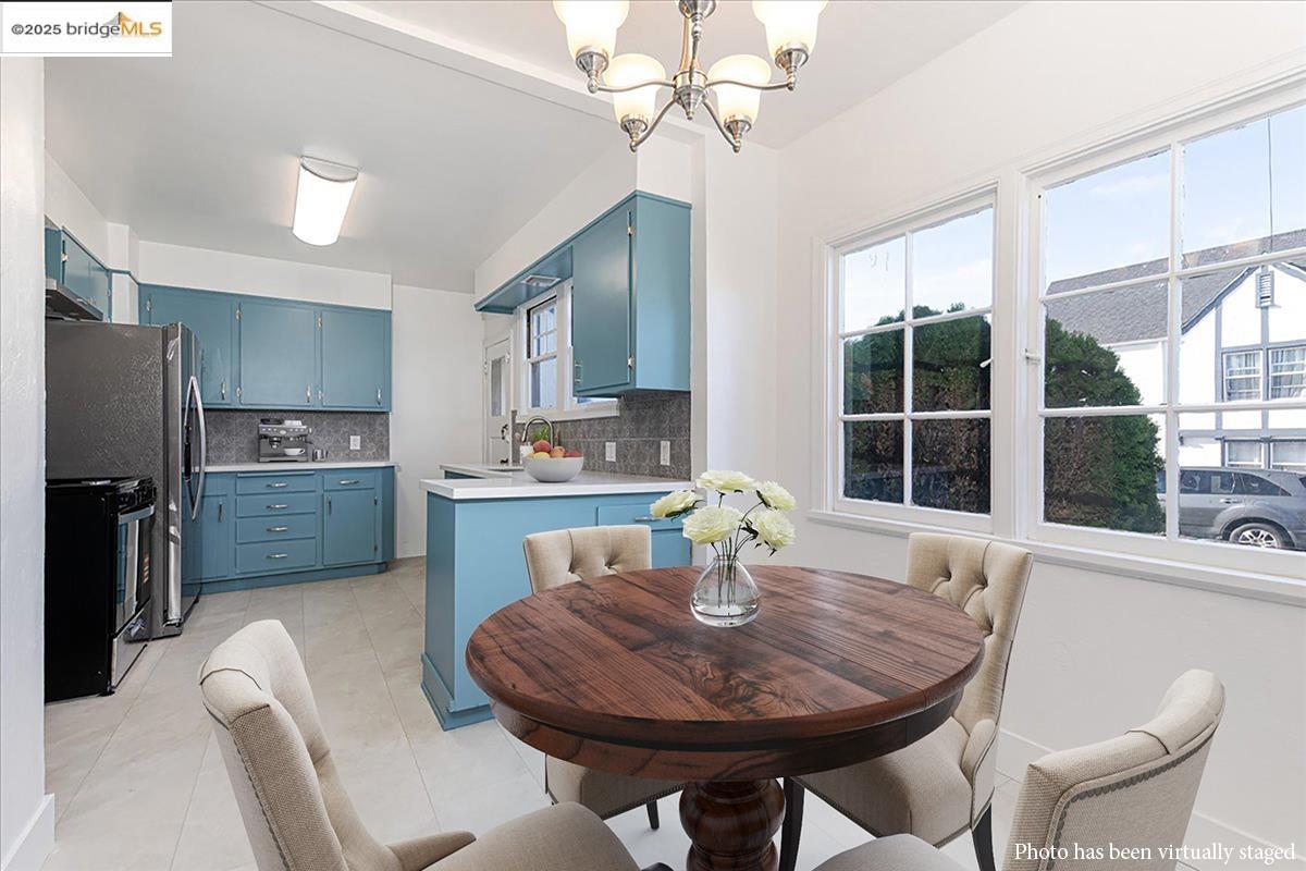 Detail Gallery Image 21 of 51 For 7601 Holly Street, Oakland,  CA 94621 - 4 Beds | 1 Baths