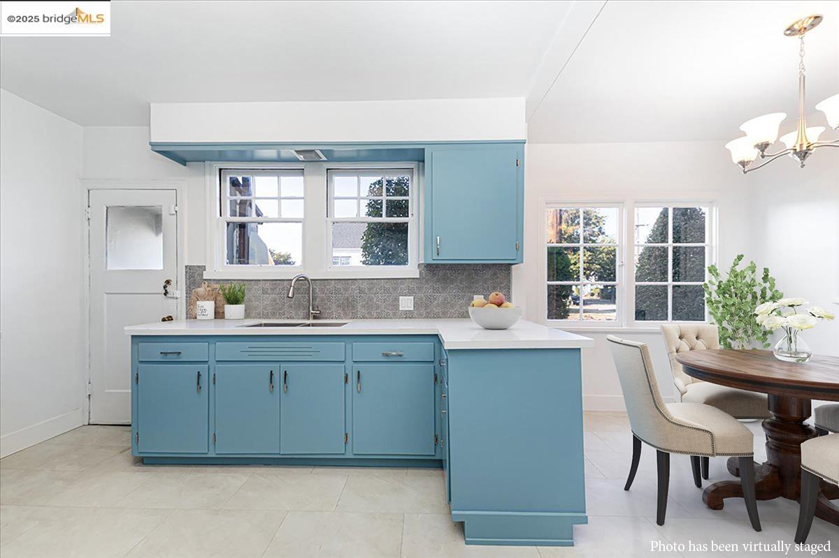 Detail Gallery Image 23 of 51 For 7601 Holly Street, Oakland,  CA 94621 - 4 Beds | 1 Baths