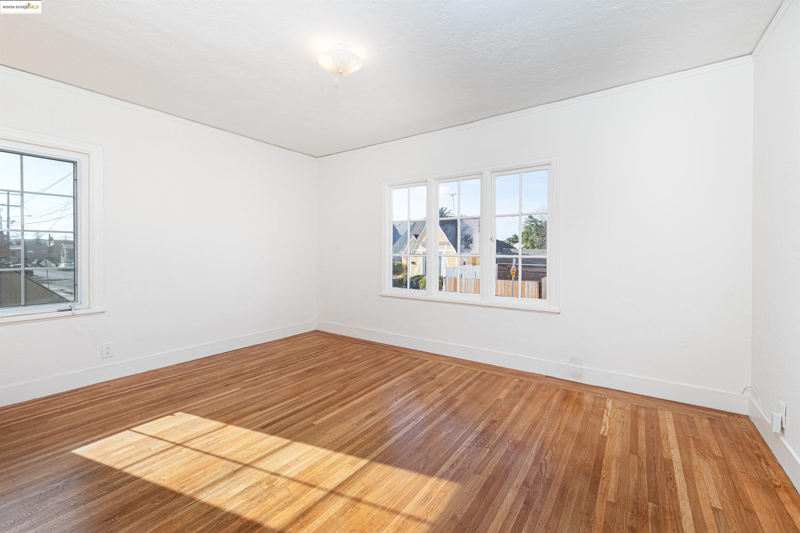 Detail Gallery Image 34 of 51 For 7601 Holly Street, Oakland,  CA 94621 - 4 Beds | 1 Baths