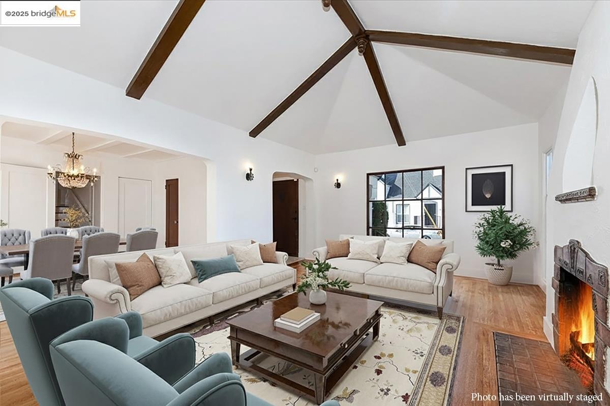 Detail Gallery Image 7 of 51 For 7601 Holly Street, Oakland,  CA 94621 - 4 Beds | 1 Baths