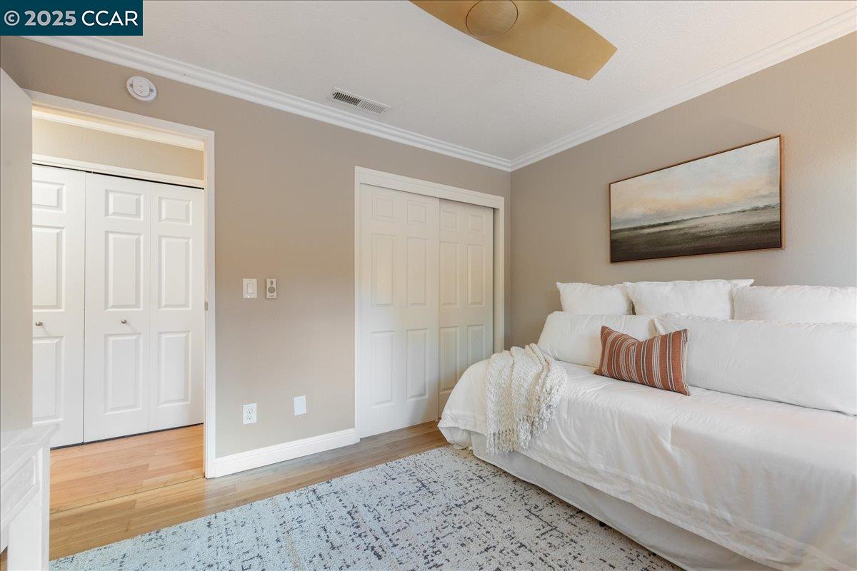 Detail Gallery Image 20 of 28 For 206 Buena Vida Ct, Martinez,  CA 94553 - 2 Beds | 2/1 Baths