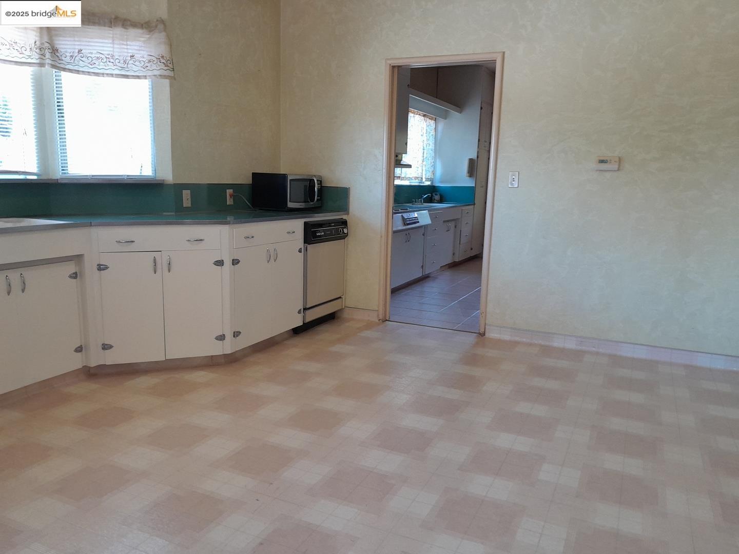 Detail Gallery Image 20 of 30 For 9375 Watsonville Rd, Gilroy,  CA 95020 - 2 Beds | 2 Baths