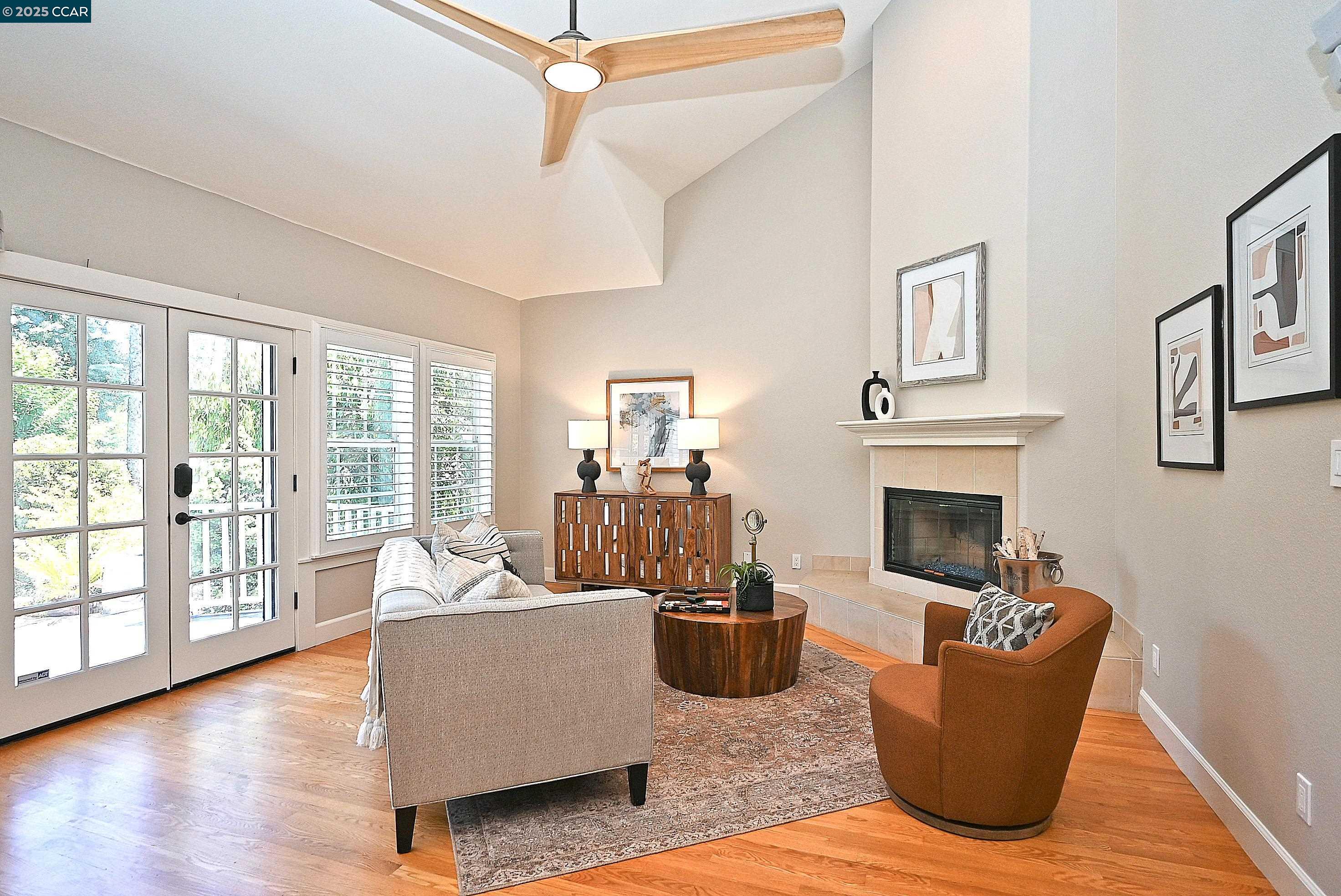 Detail Gallery Image 18 of 60 For 421 Twin Oaks Ln, Walnut Creek,  CA 94596 - 5 Beds | 3/1 Baths