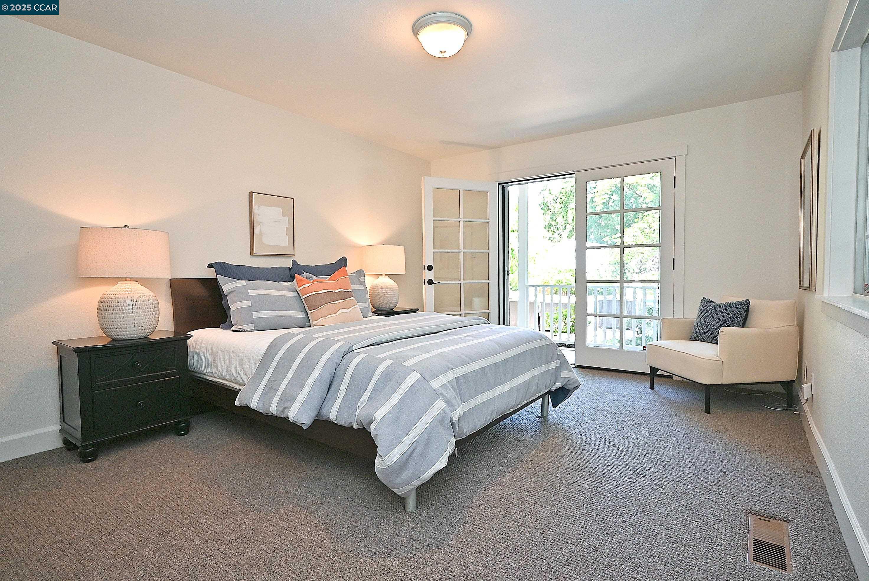 Detail Gallery Image 27 of 60 For 421 Twin Oaks Ln, Walnut Creek,  CA 94596 - 5 Beds | 3/1 Baths