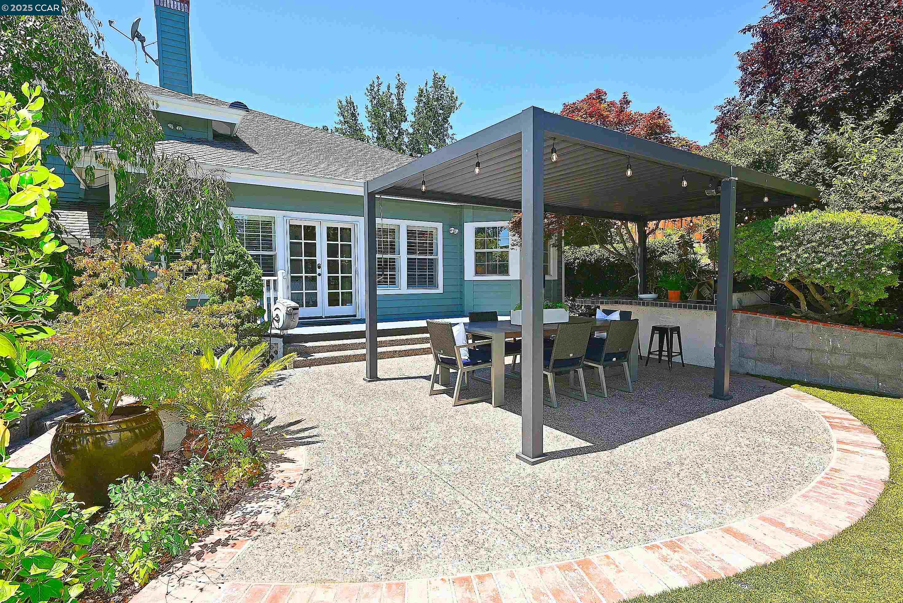 Detail Gallery Image 35 of 60 For 421 Twin Oaks Ln, Walnut Creek,  CA 94596 - 5 Beds | 3/1 Baths