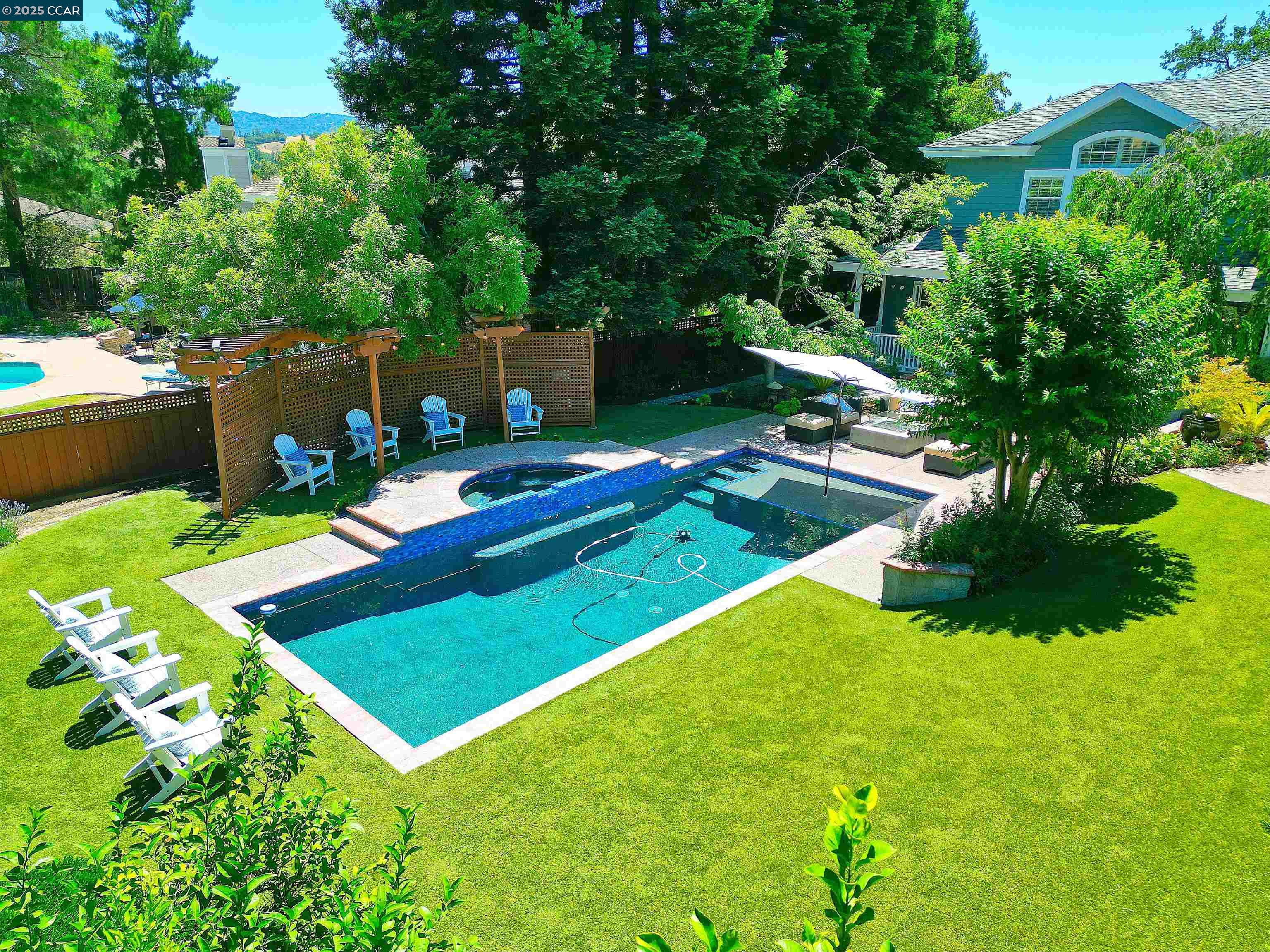 Detail Gallery Image 49 of 60 For 421 Twin Oaks Ln, Walnut Creek,  CA 94596 - 5 Beds | 3/1 Baths