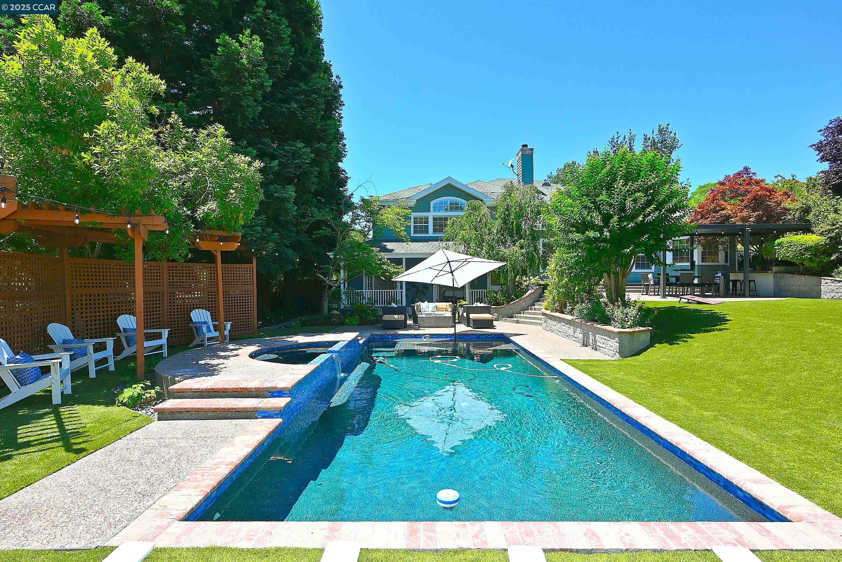 Detail Gallery Image 50 of 60 For 421 Twin Oaks Ln, Walnut Creek,  CA 94596 - 5 Beds | 3/1 Baths