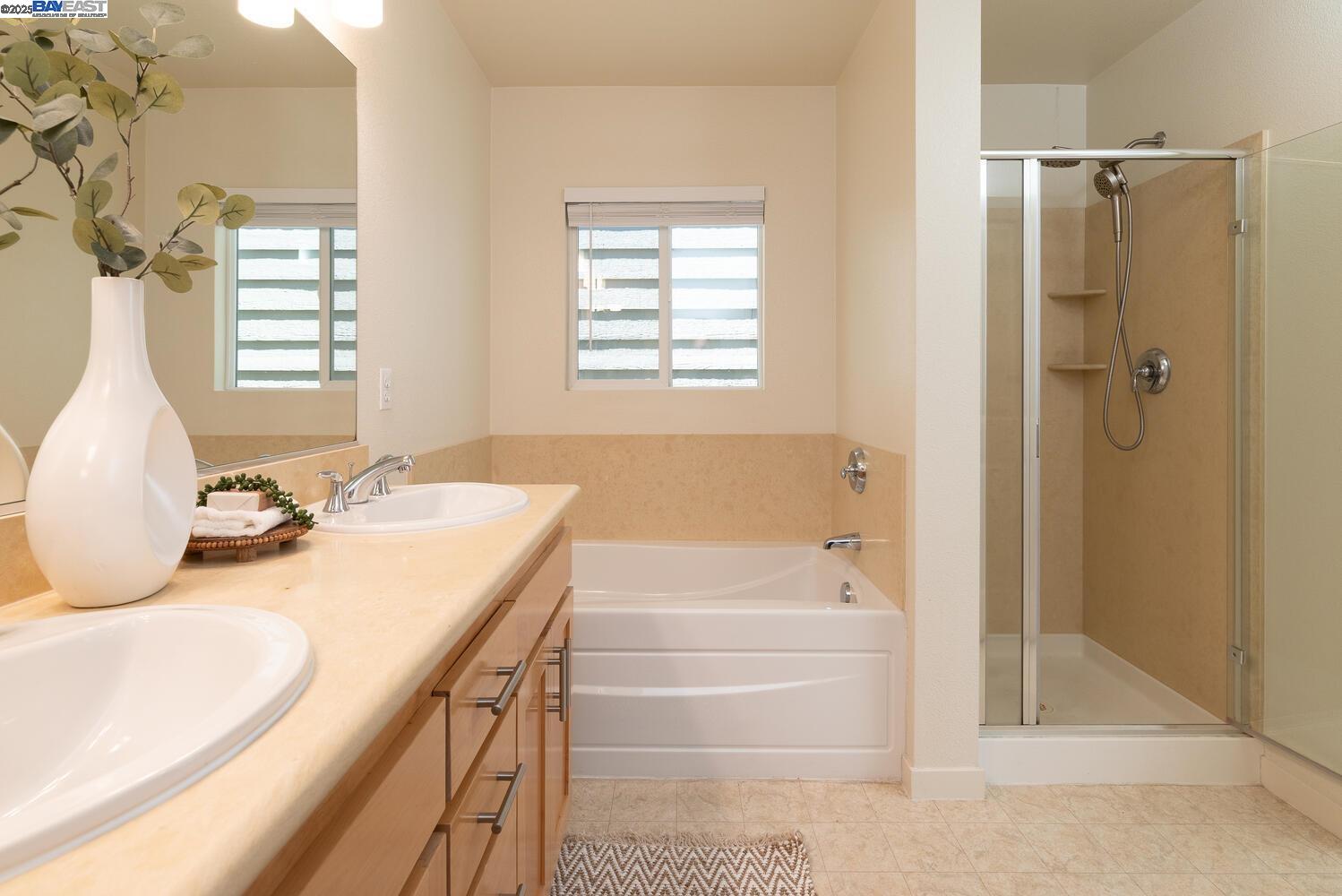 Detail Gallery Image 18 of 33 For 4214 Providence Ter, Fremont,  CA 94538 - 3 Beds | 3/1 Baths