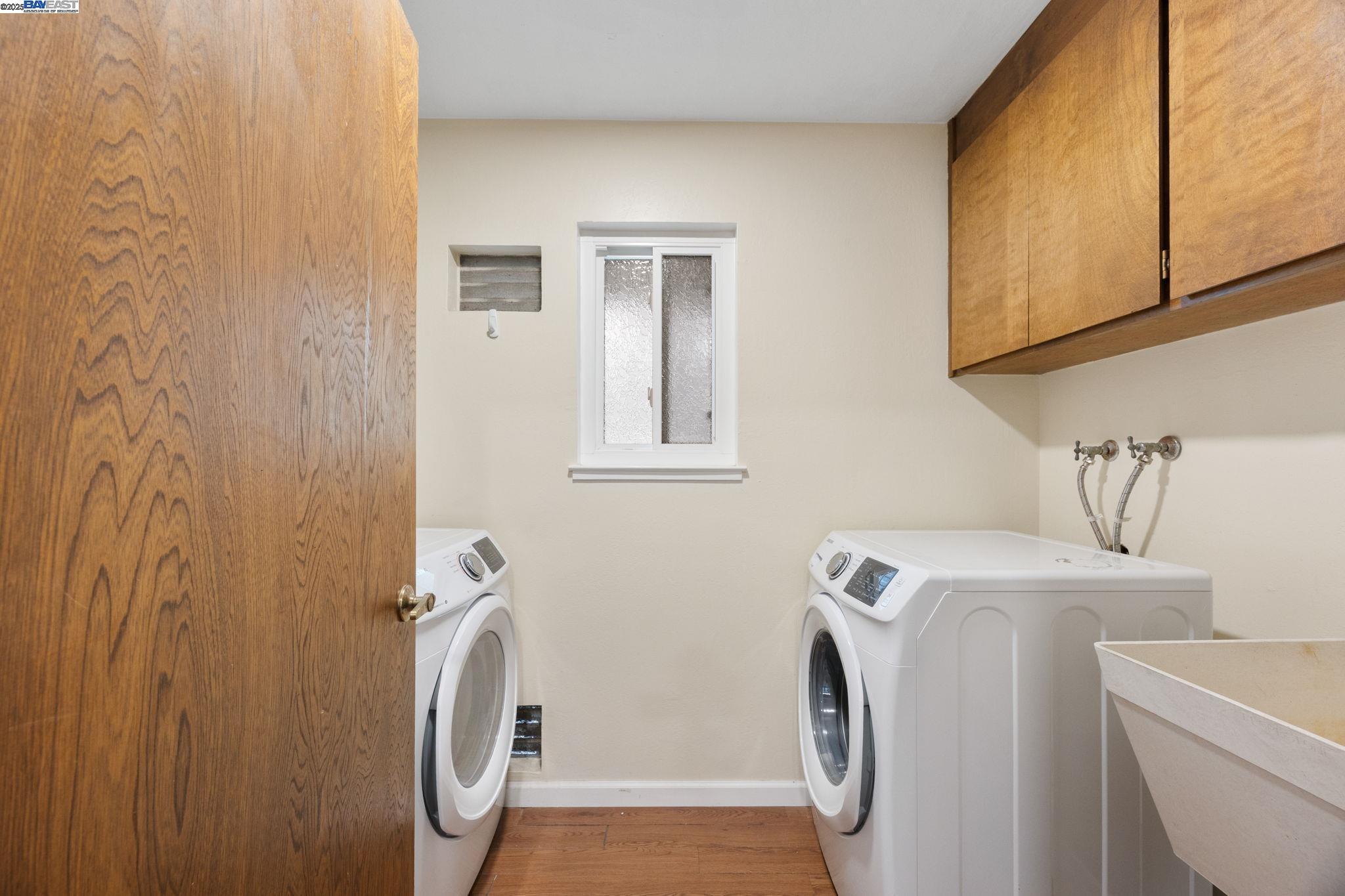 Detail Gallery Image 23 of 54 For 699 Fiesta Place, Hayward,  CA 94544 - 4 Beds | 2/1 Baths