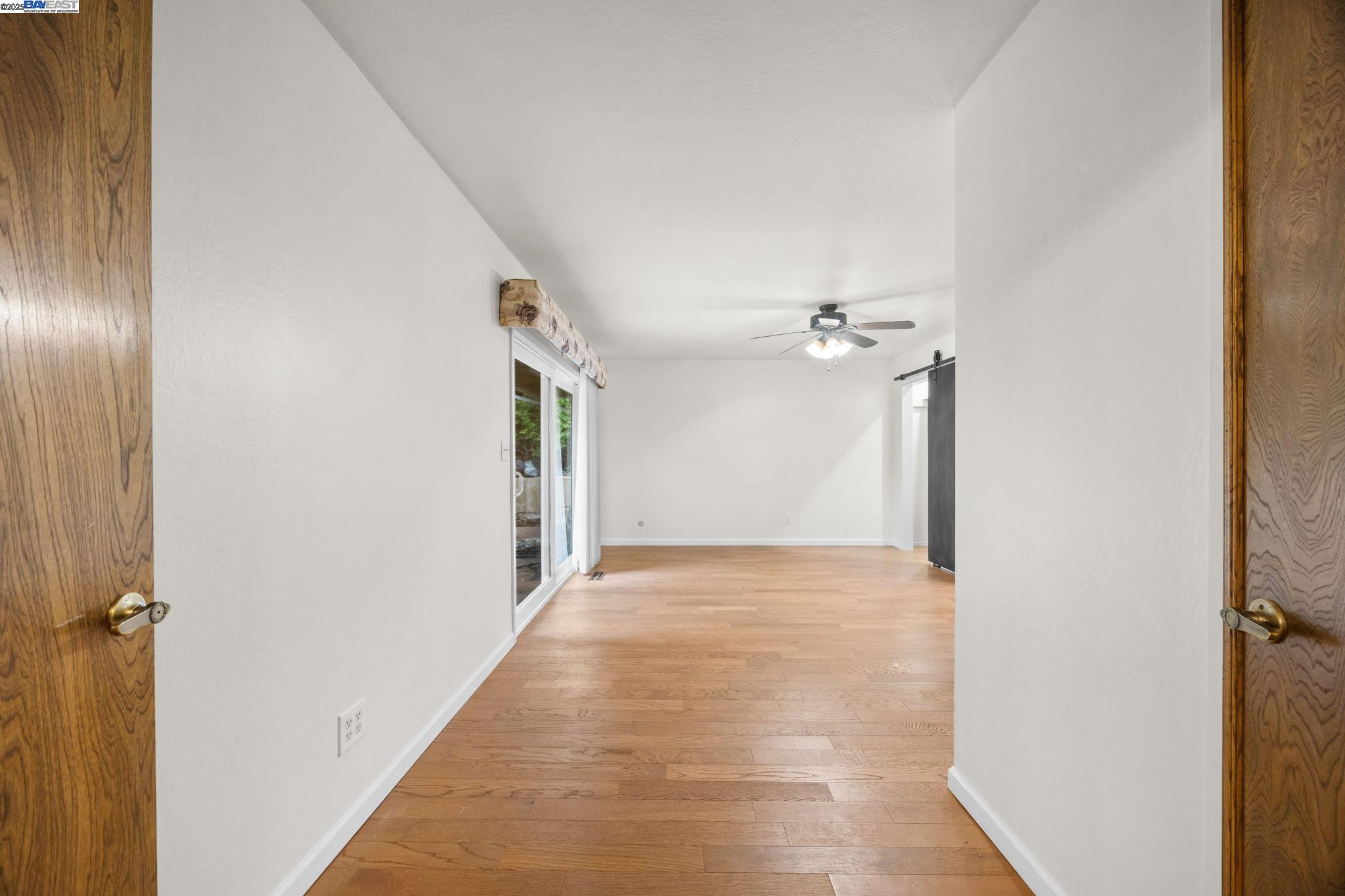 Detail Gallery Image 26 of 54 For 699 Fiesta Place, Hayward,  CA 94544 - 4 Beds | 2/1 Baths