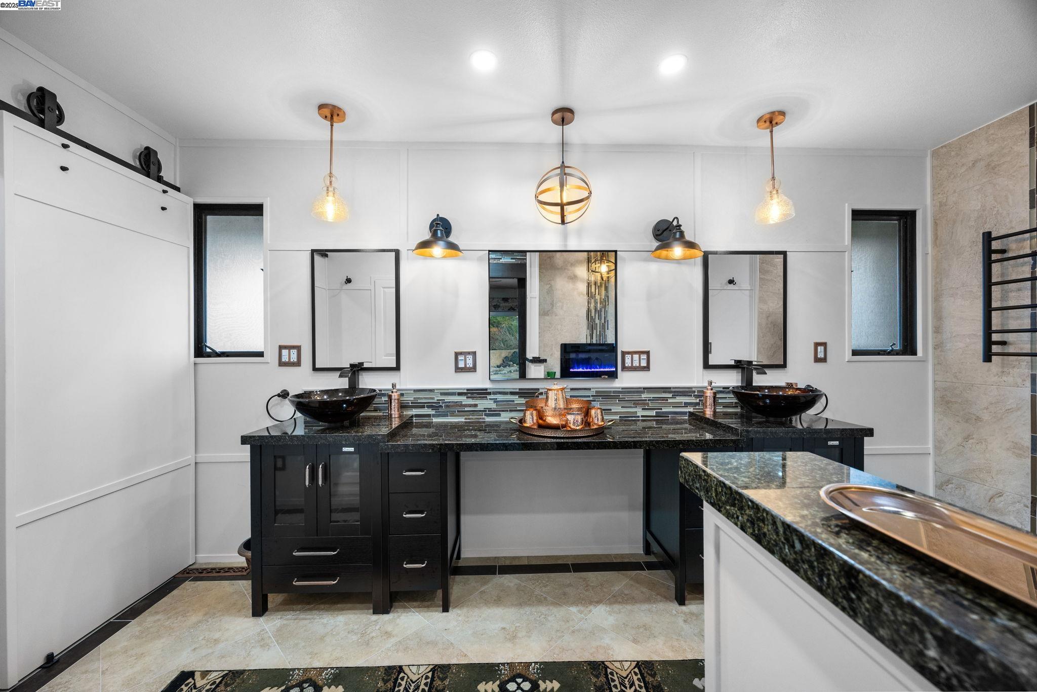 Detail Gallery Image 29 of 54 For 699 Fiesta Place, Hayward,  CA 94544 - 4 Beds | 2/1 Baths