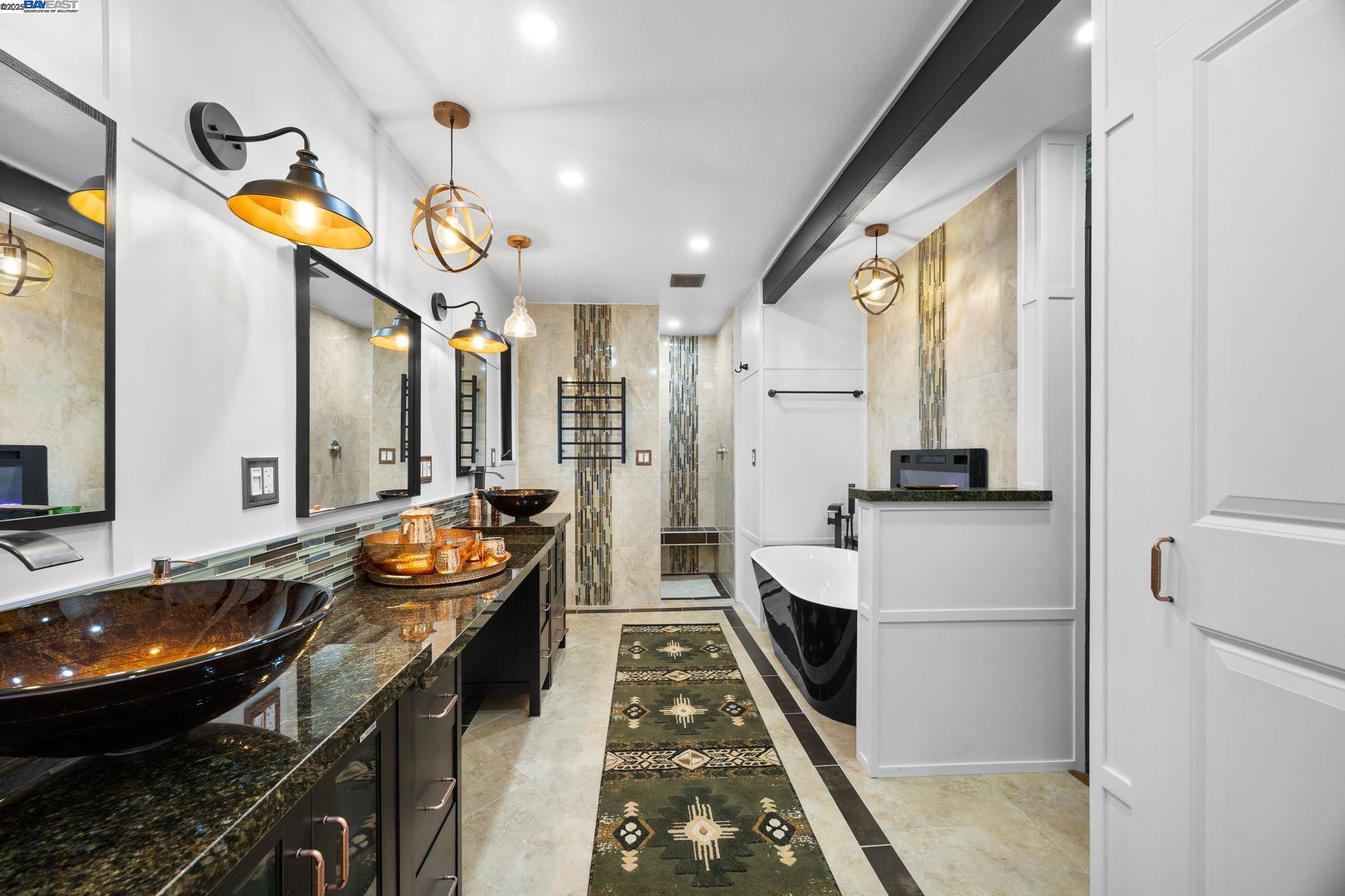 Detail Gallery Image 30 of 54 For 699 Fiesta Place, Hayward,  CA 94544 - 4 Beds | 2/1 Baths