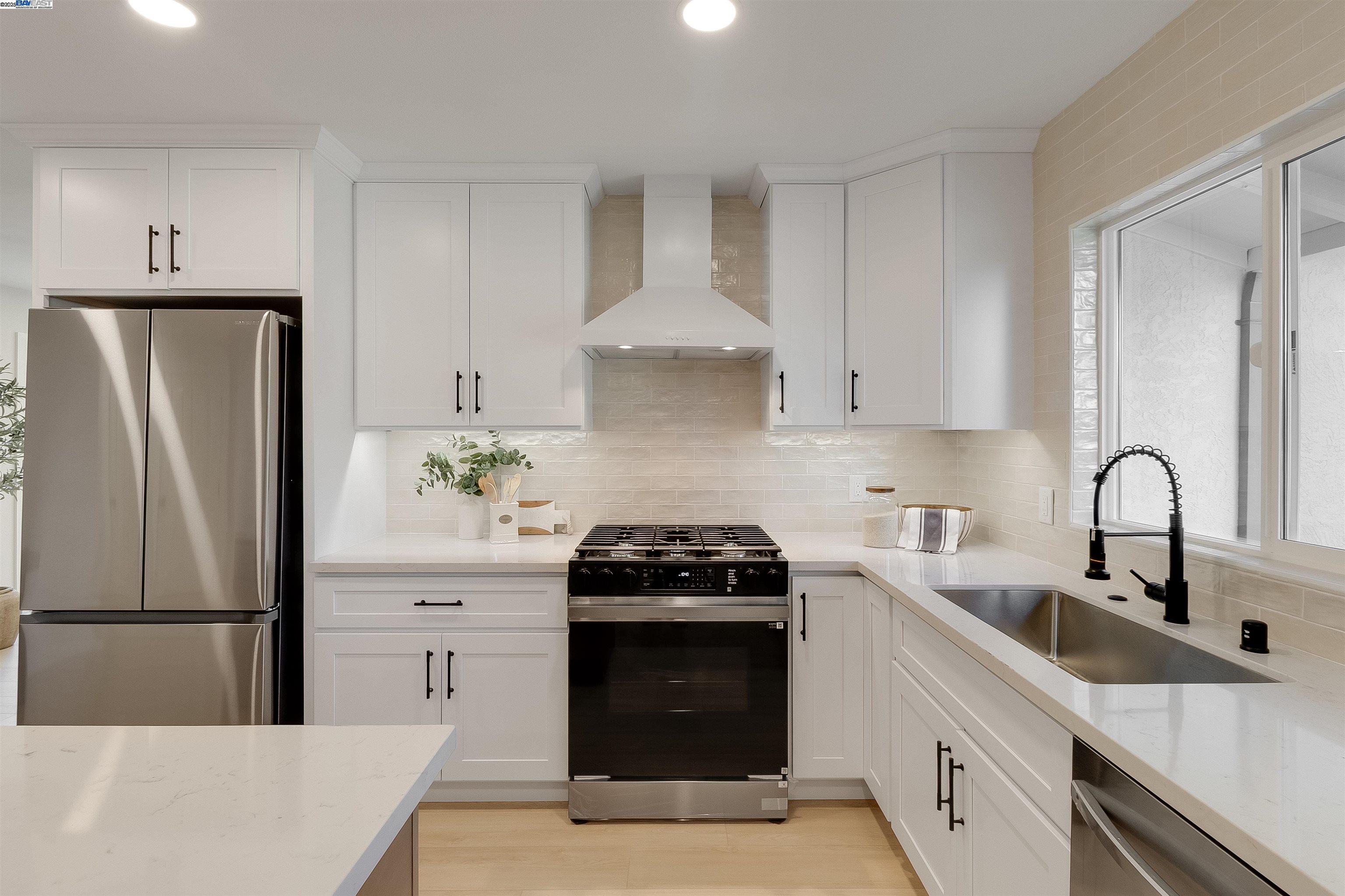 Detail Gallery Image 10 of 38 For 5436 Charlotte Way, Livermore,  CA 94550 - 4 Beds | 2 Baths