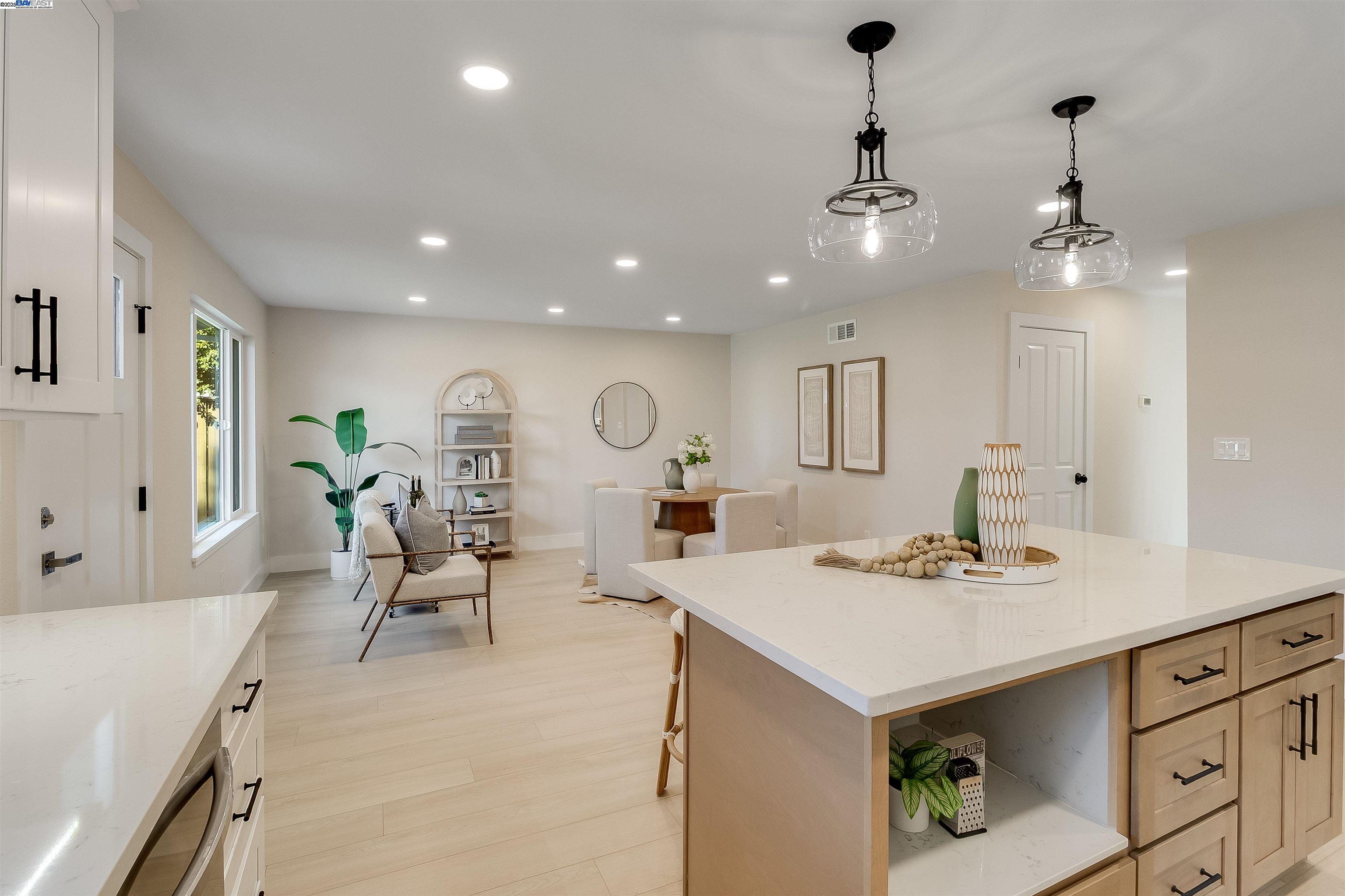 Detail Gallery Image 7 of 38 For 5436 Charlotte Way, Livermore,  CA 94550 - 4 Beds | 2 Baths