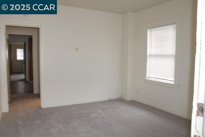 Detail Gallery Image 3 of 16 For 5918 Alameda Ave. #5918,  Richmond,  CA 94804 - 1 Beds | 1 Baths