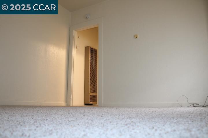 Detail Gallery Image 4 of 16 For 5918 Alameda Ave. #5918,  Richmond,  CA 94804 - 1 Beds | 1 Baths