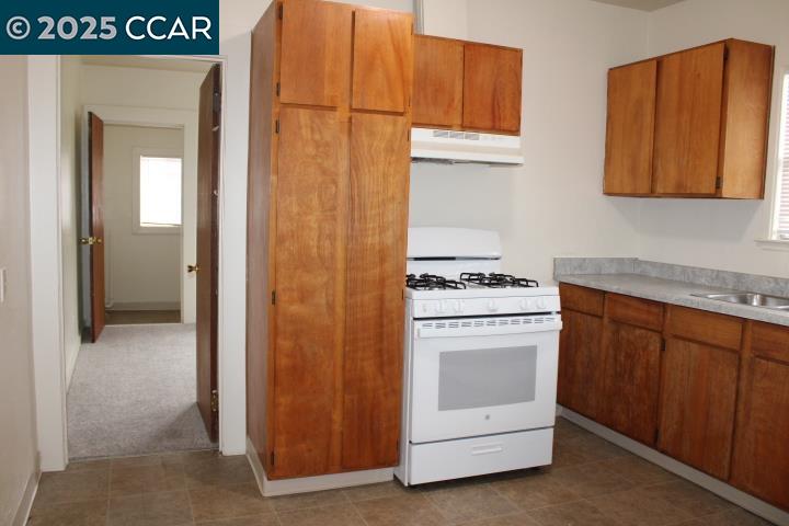 Detail Gallery Image 6 of 16 For 5918 Alameda Ave. #5918,  Richmond,  CA 94804 - 1 Beds | 1 Baths