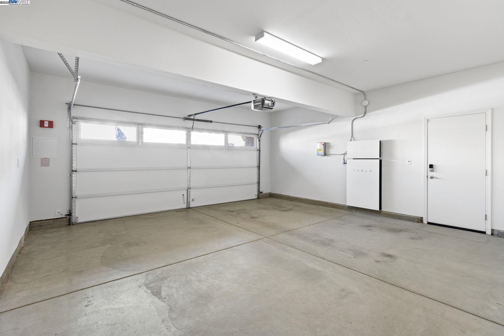 Detail Gallery Image 29 of 43 For 28719 Vista Grande Dr, Hayward,  CA 94544 - 5 Beds | 3 Baths