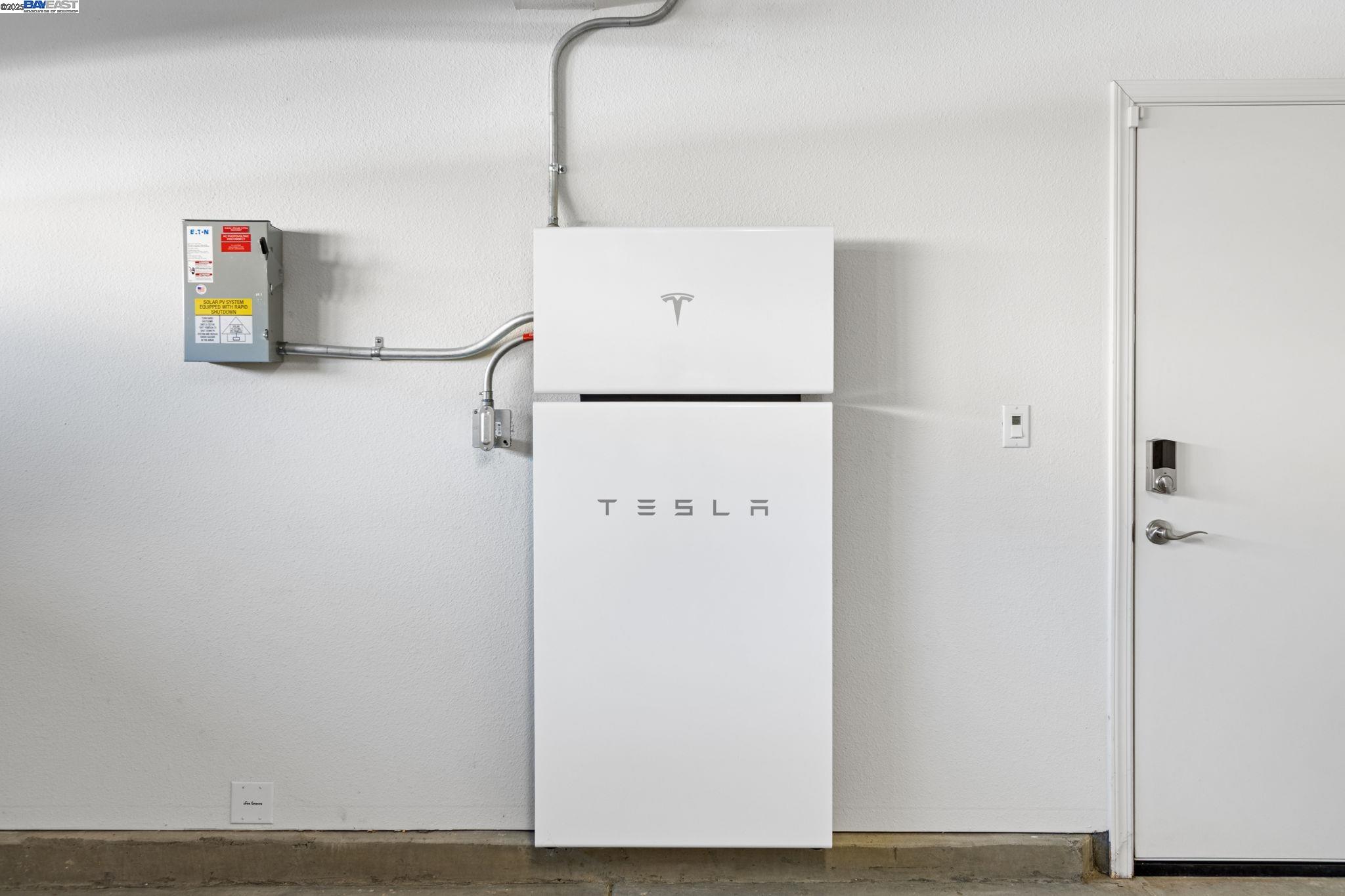 Detail Gallery Image 31 of 43 For 28719 Vista Grande Dr, Hayward,  CA 94544 - 5 Beds | 3 Baths