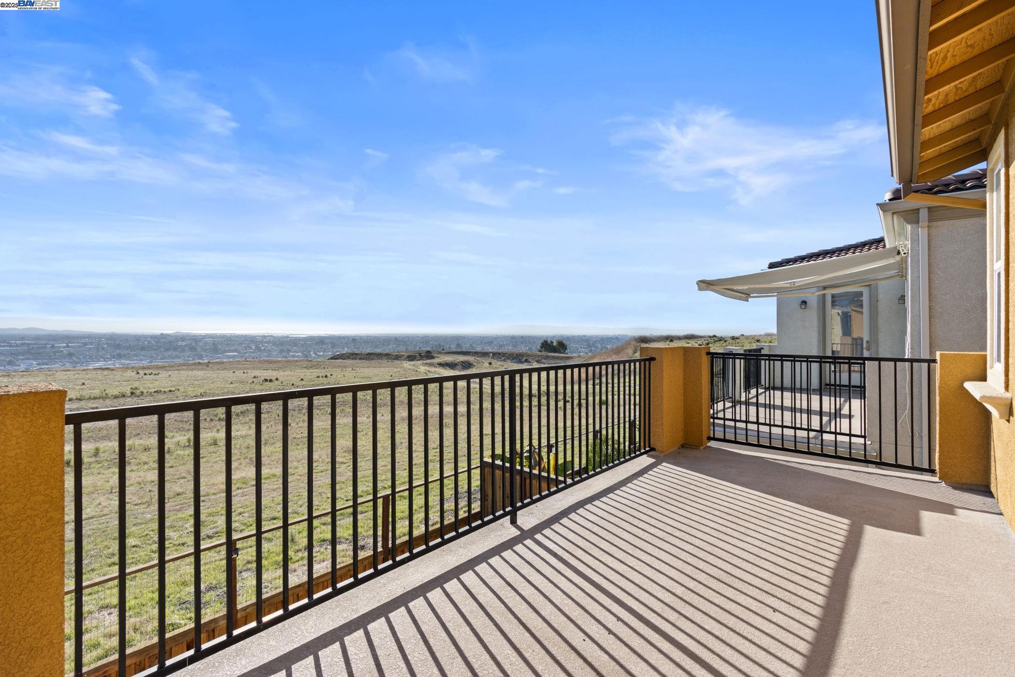 Detail Gallery Image 32 of 43 For 28719 Vista Grande Dr, Hayward,  CA 94544 - 5 Beds | 3 Baths