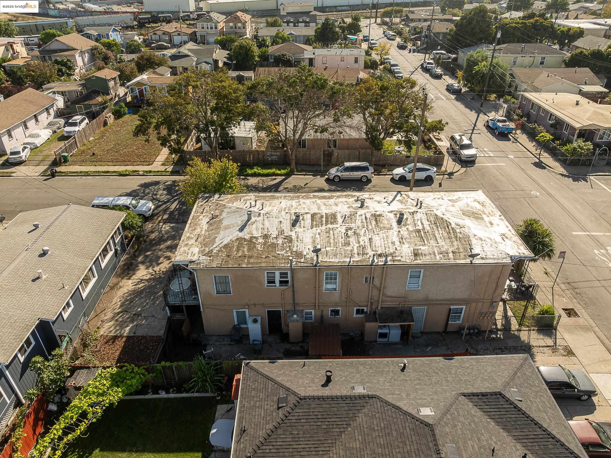 Detail Gallery Image 7 of 20 For 701 Alamo Ave, Richmond,  CA 94801 - – Beds | – Baths