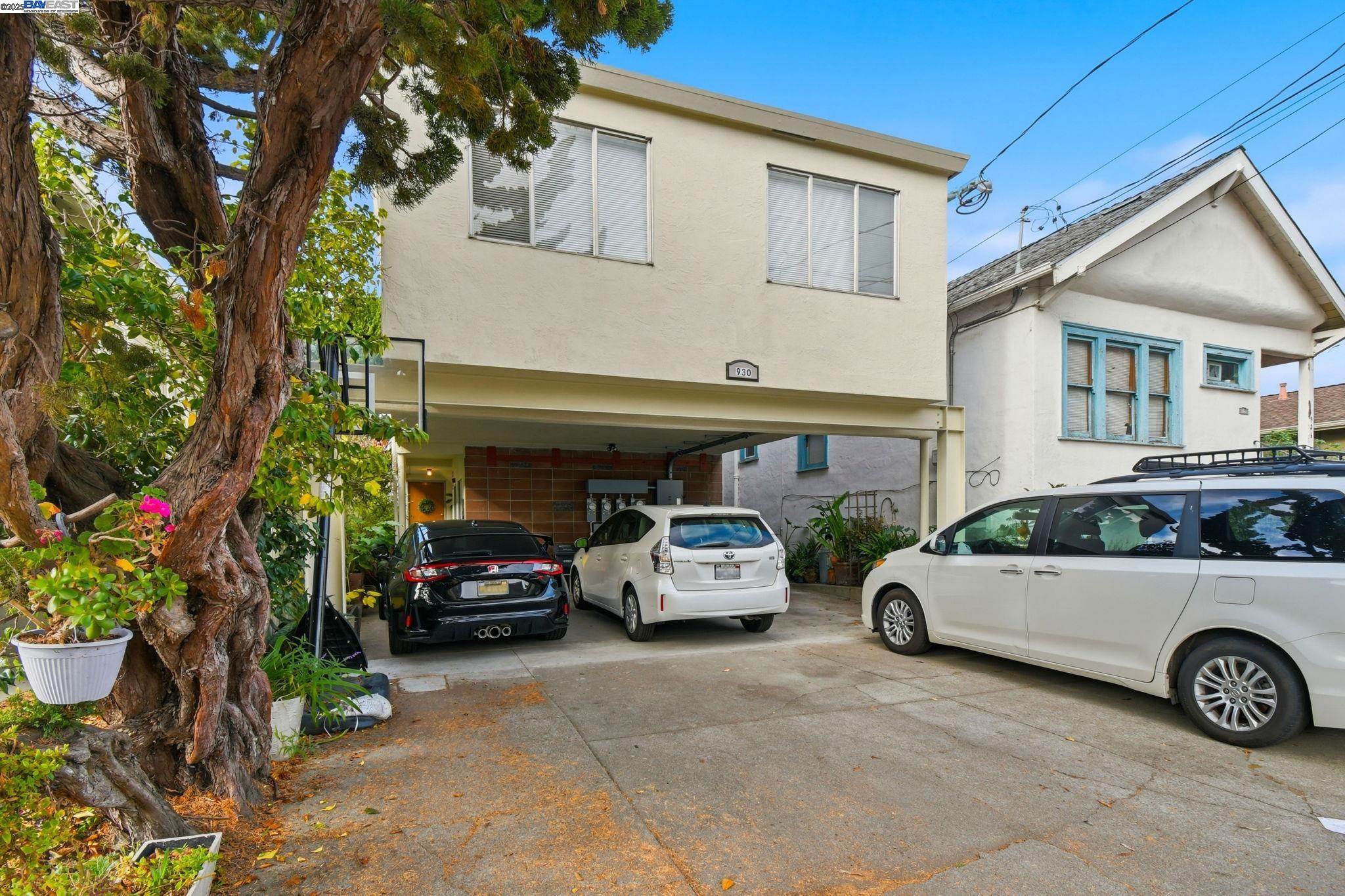 Detail Gallery Image 2 of 14 For 930 Kains Ave, Albany,  CA 94706 - – Beds | – Baths