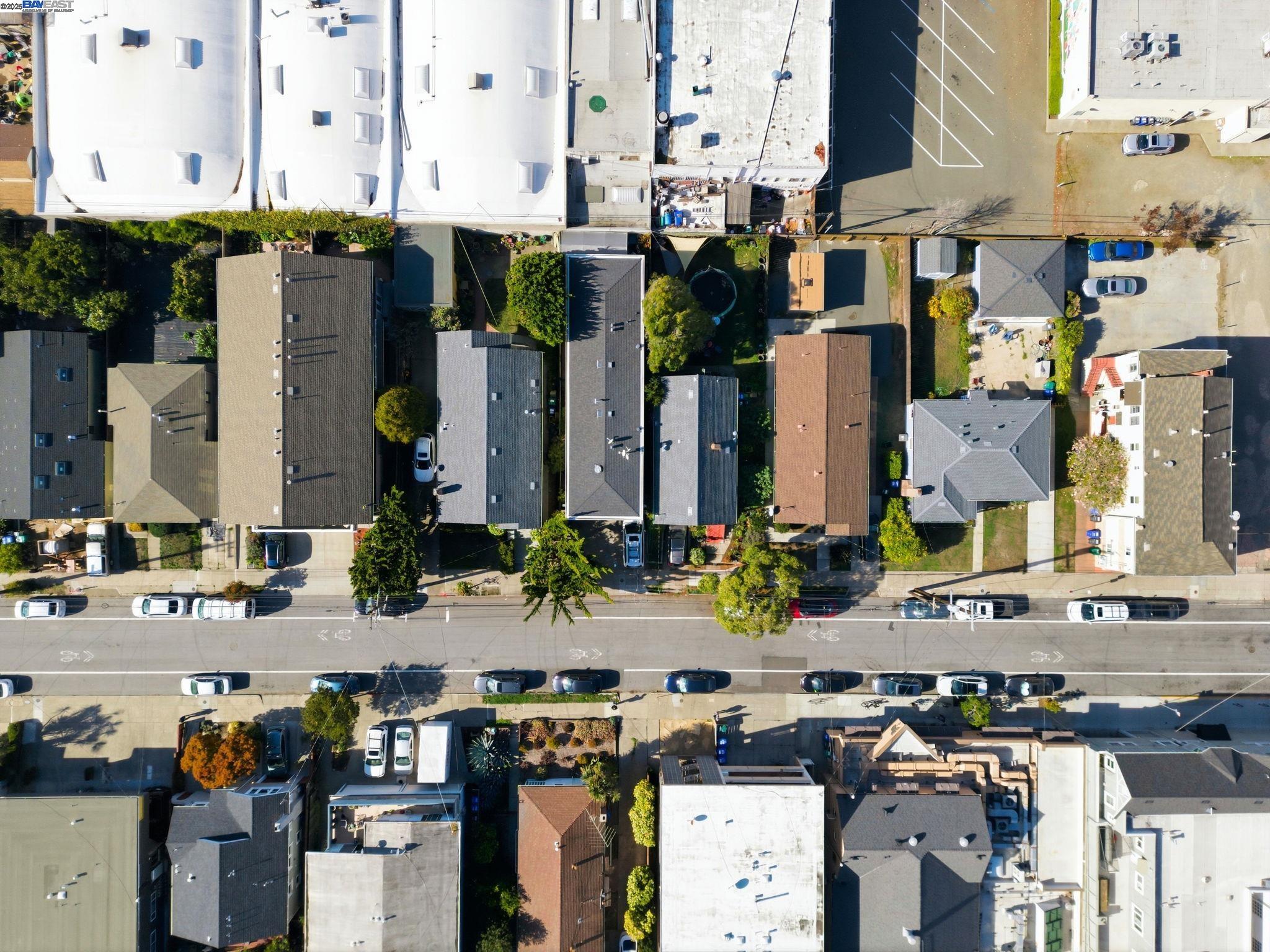 Detail Gallery Image 7 of 14 For 930 Kains Ave, Albany,  CA 94706 - – Beds | – Baths