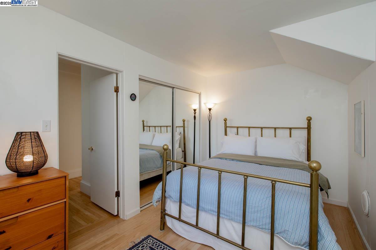 Detail Gallery Image 26 of 59 For 2000 Clinton Ave, Alameda,  CA 94501 - 4 Beds | 5 Baths