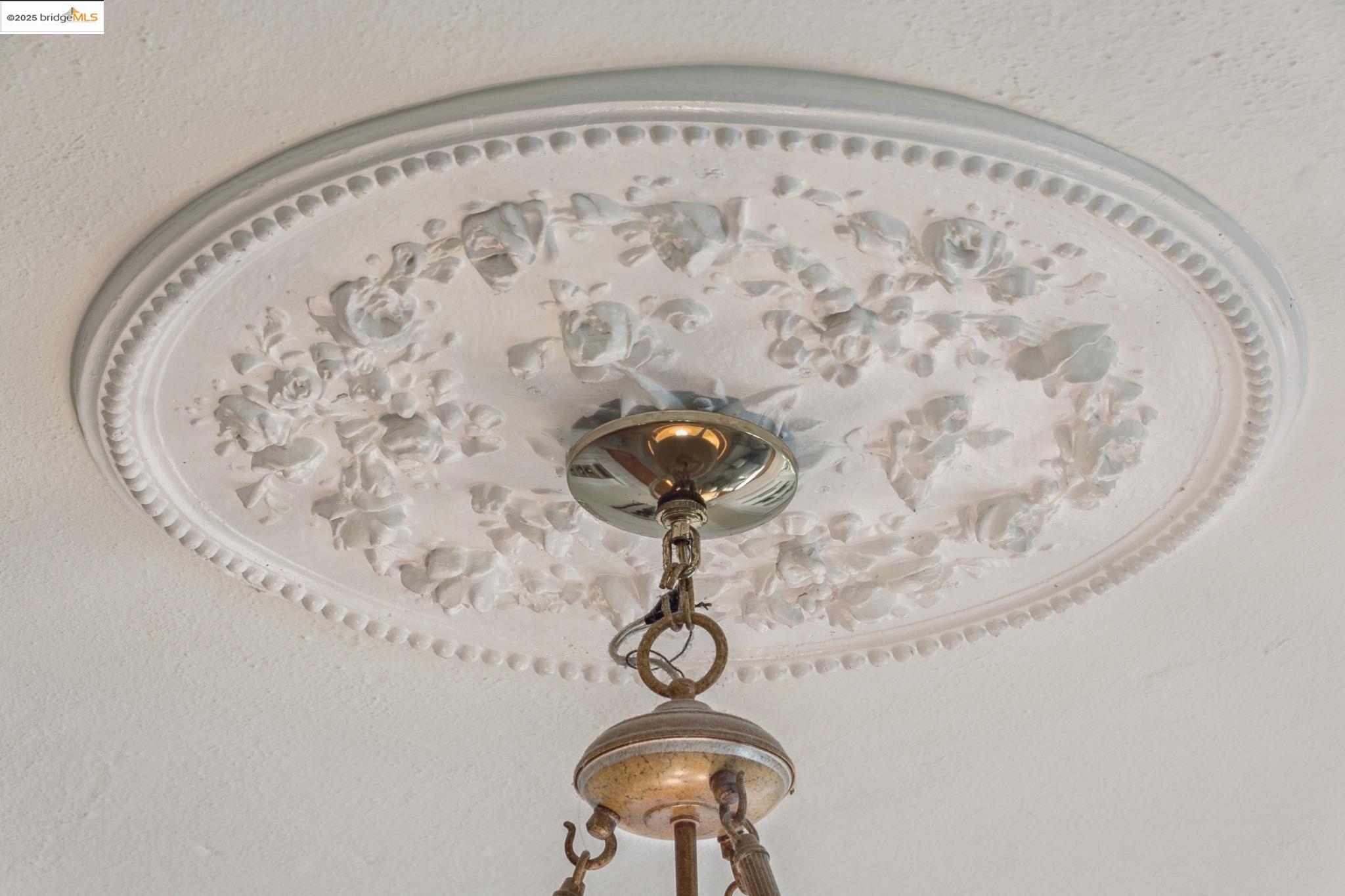 Detail Gallery Image 23 of 36 For 558 58th St, Oakland,  CA 94609 - – Beds | – Baths