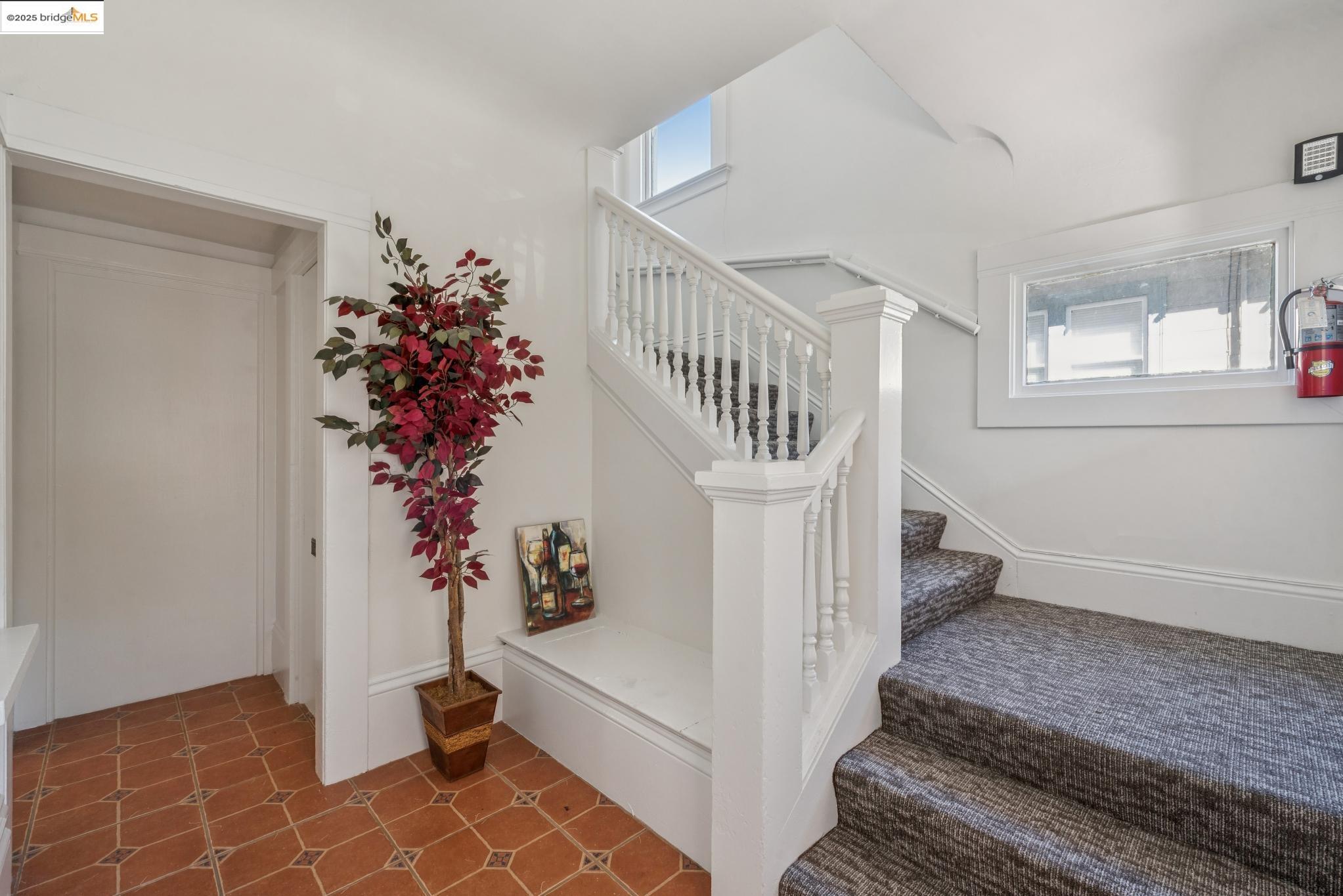 Detail Gallery Image 26 of 36 For 558 58th St, Oakland,  CA 94609 - – Beds | – Baths