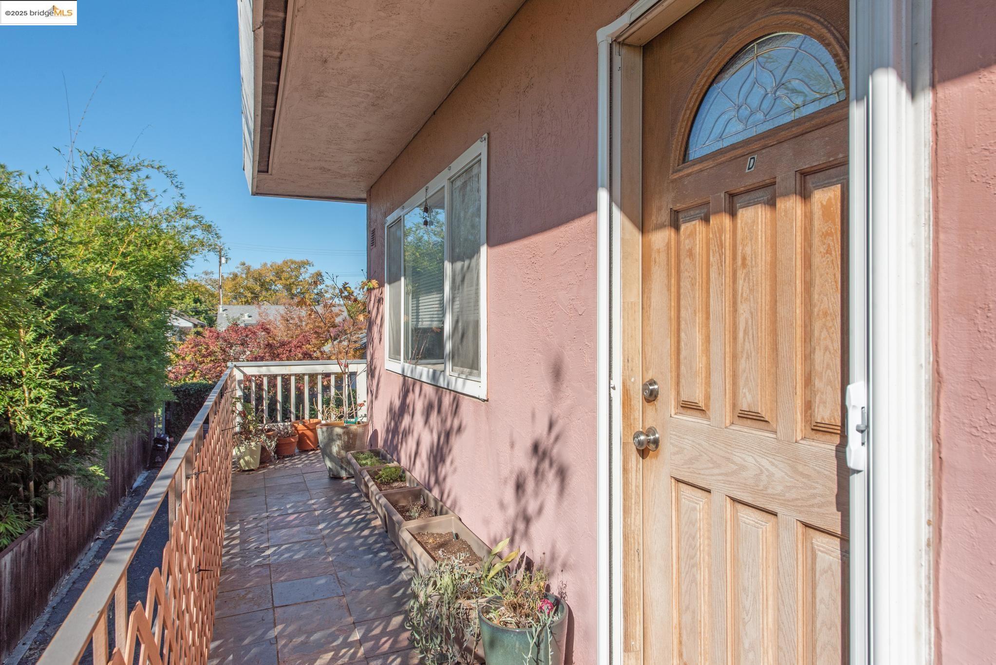 Detail Gallery Image 29 of 36 For 558 58th St, Oakland,  CA 94609 - – Beds | – Baths